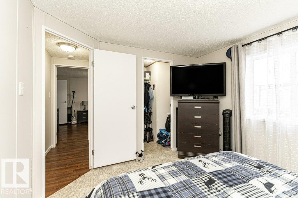 https://zimg.paragon.ice.com/ParagonImages/Property/PM/RAE/225398914/32/0/0/b1cf1624dfcb81eb4d5ee81ac864039a/1/e307c61936081f40ef5ab8513a2cafc9/225398914-75722374-c783-426d-9e88-97c050930675.JPG