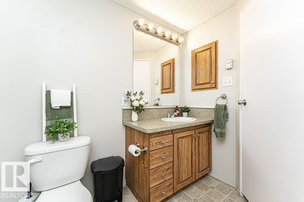 https://zimg.paragon.ice.com/ParagonImages/Property/PM/RAE/225398914/36/0/0/468b718cd8efa70f393debf51315eadf/1/e307c61936081f40ef5ab8513a2cafc9/225398914-656a09c9-0334-4bda-b8f4-457c11d2ad9c.JPG