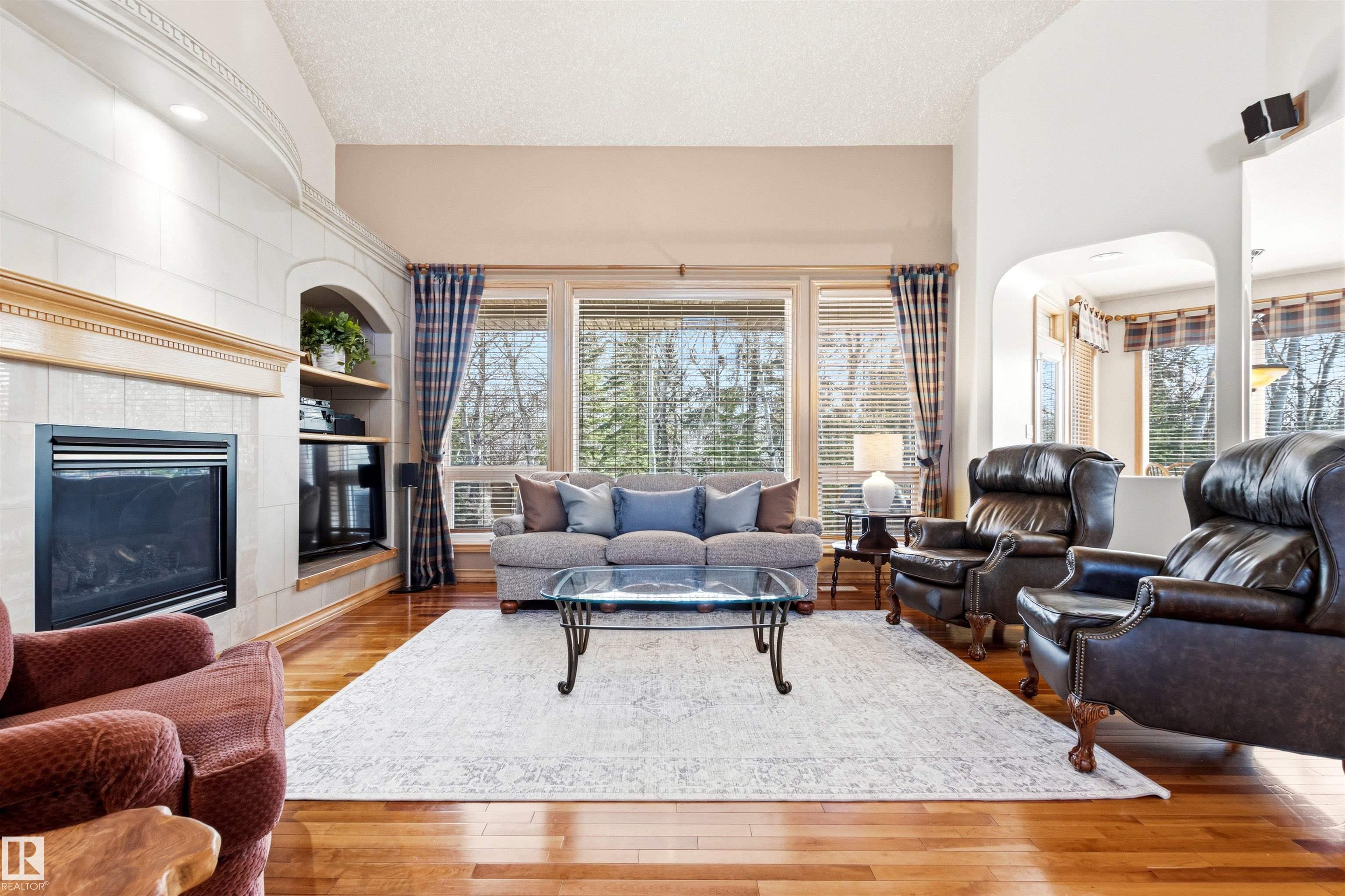 Picture for 244 WOLF WILLOW RD NW