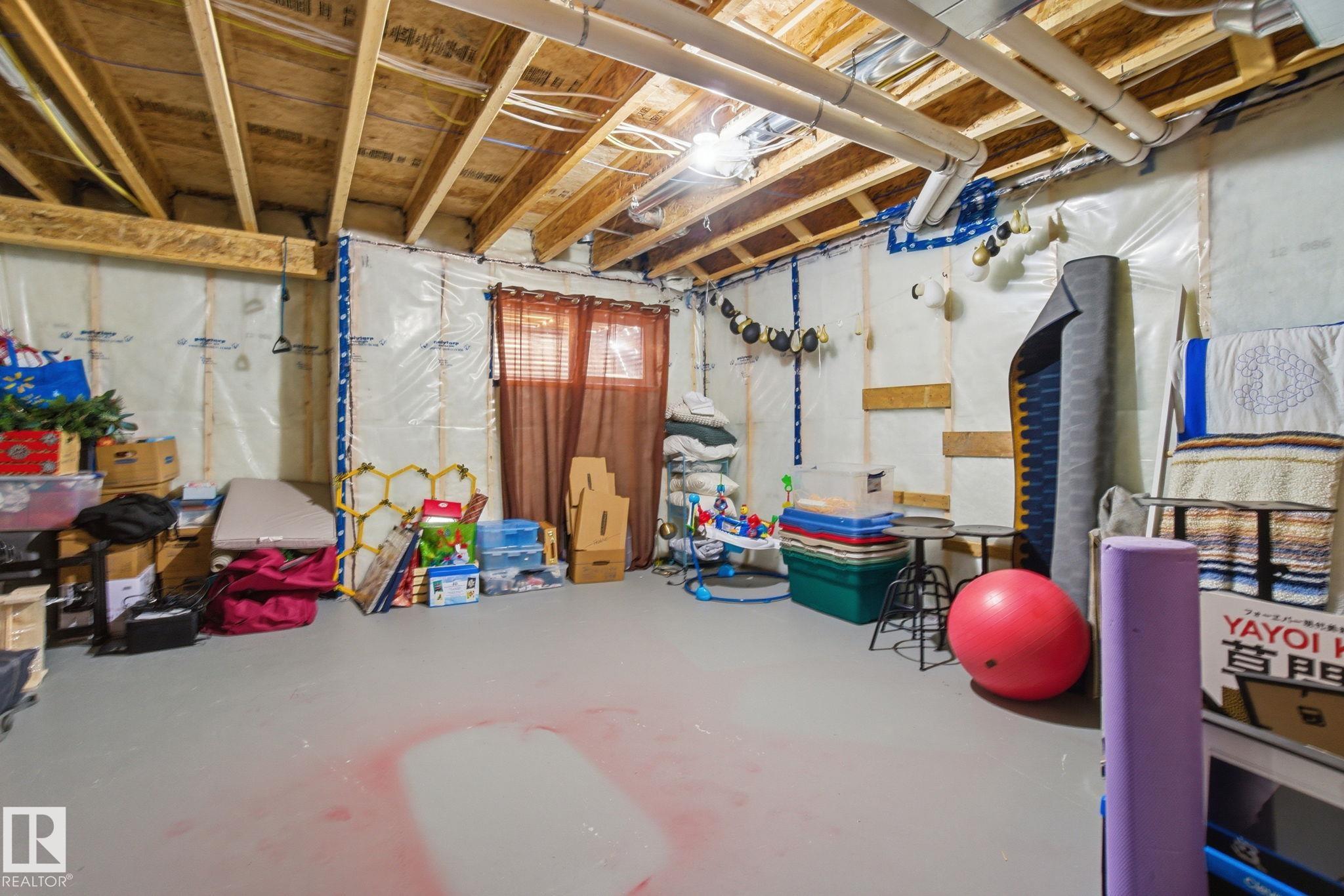 https://zimg.paragon.ice.com/ParagonImages/Property/PM/RAE/225398925/45/0/0/337b14f6046df116a646d2195154b55e/1/ec27eb3783658fdd3e4acb93db43ca0f/225398925-6fc96d50-c466-4e1e-9adf-91fe18e22b6d.JPG