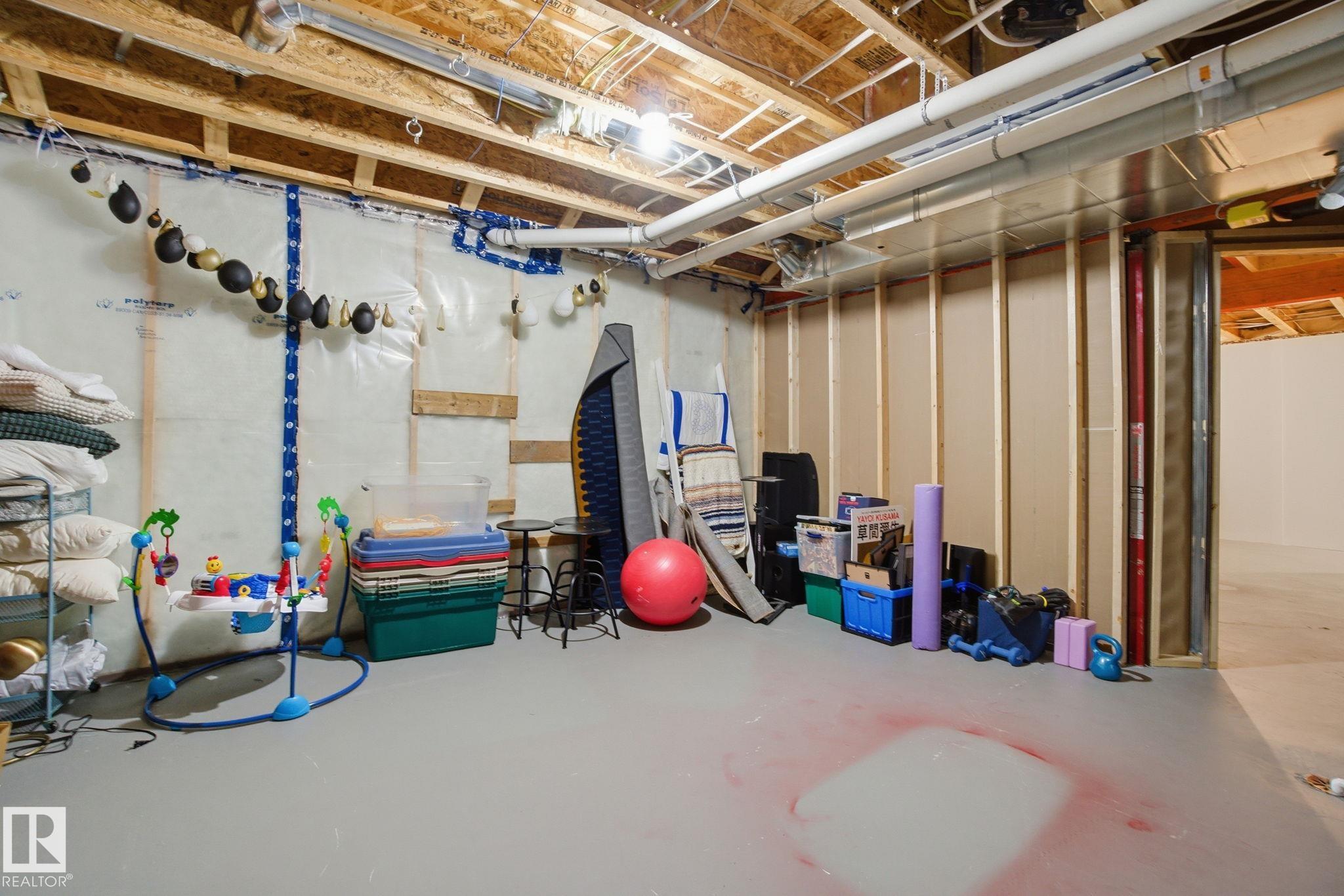 https://zimg.paragon.ice.com/ParagonImages/Property/PM/RAE/225398925/47/0/0/eb40ad3e51c2b91372f0a2f0094cadd4/1/ec27eb3783658fdd3e4acb93db43ca0f/225398925-bb08c768-a92a-4ba7-a81f-53bb7c70d078.JPG