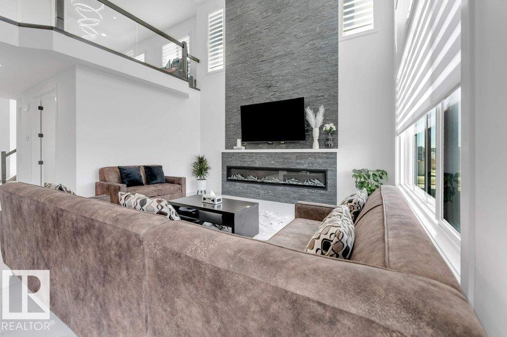https://zimg.paragon.ice.com/ParagonImages/Property/PM/RAE/225398930/13/0/0/89ed2054b5336970cb3ce362dafc446b/1/b5dcda6430224f88f1a68897f9efb953/225398930-0d8739bd-ea97-45d7-aca2-f8bf33bd20d6.JPG