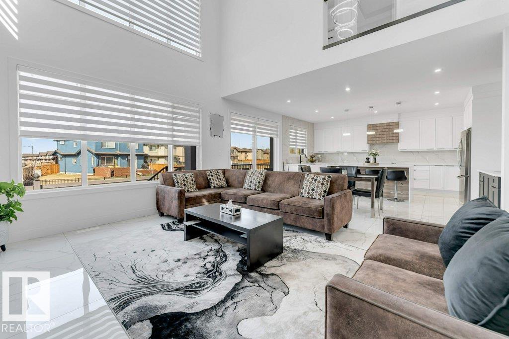 https://zimg.paragon.ice.com/ParagonImages/Property/PM/RAE/225398930/15/0/0/043db766333c5b5a02d78590b5744bc4/1/b5dcda6430224f88f1a68897f9efb953/225398930-a90b1838-c3d2-442a-99eb-5e8d94e0b998.JPG