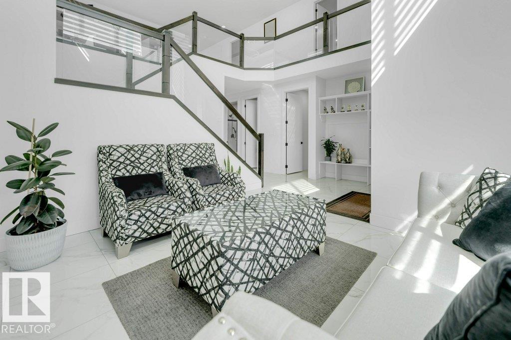 https://zimg.paragon.ice.com/ParagonImages/Property/PM/RAE/225398930/23/0/0/dec36f1504c13bf83d664a5dbe47bf7e/1/b5dcda6430224f88f1a68897f9efb953/225398930-bbdb36c8-66d5-4a97-a58a-67c55e1418bf.JPG