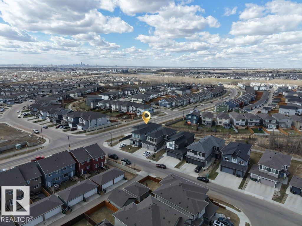 Picture for 424 33 AV NW