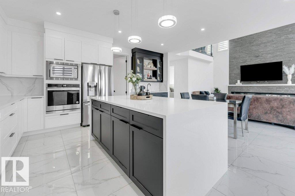 https://zimg.paragon.ice.com/ParagonImages/Property/PM/RAE/225398930/5/0/0/71988c8b7dc3fc30b8f98a039d1b036a/1/b5dcda6430224f88f1a68897f9efb953/225398930-d2c07655-663b-4478-ab35-3a5afff65aa8.JPG