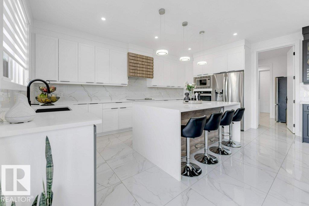 https://zimg.paragon.ice.com/ParagonImages/Property/PM/RAE/225398930/6/0/0/ebbf511c91589cc4f35eb60a4bb3d4c9/1/b5dcda6430224f88f1a68897f9efb953/225398930-790ae58a-fc51-4c48-a3db-946054d48e2a.JPG