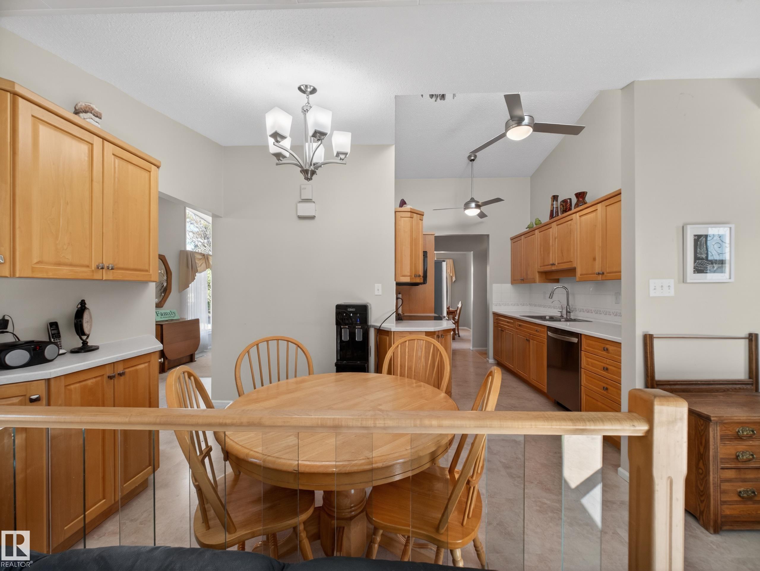 Photo 11 at 109 - 53279 Rge Road 225, Tidan Heights, Rural Strathcona County