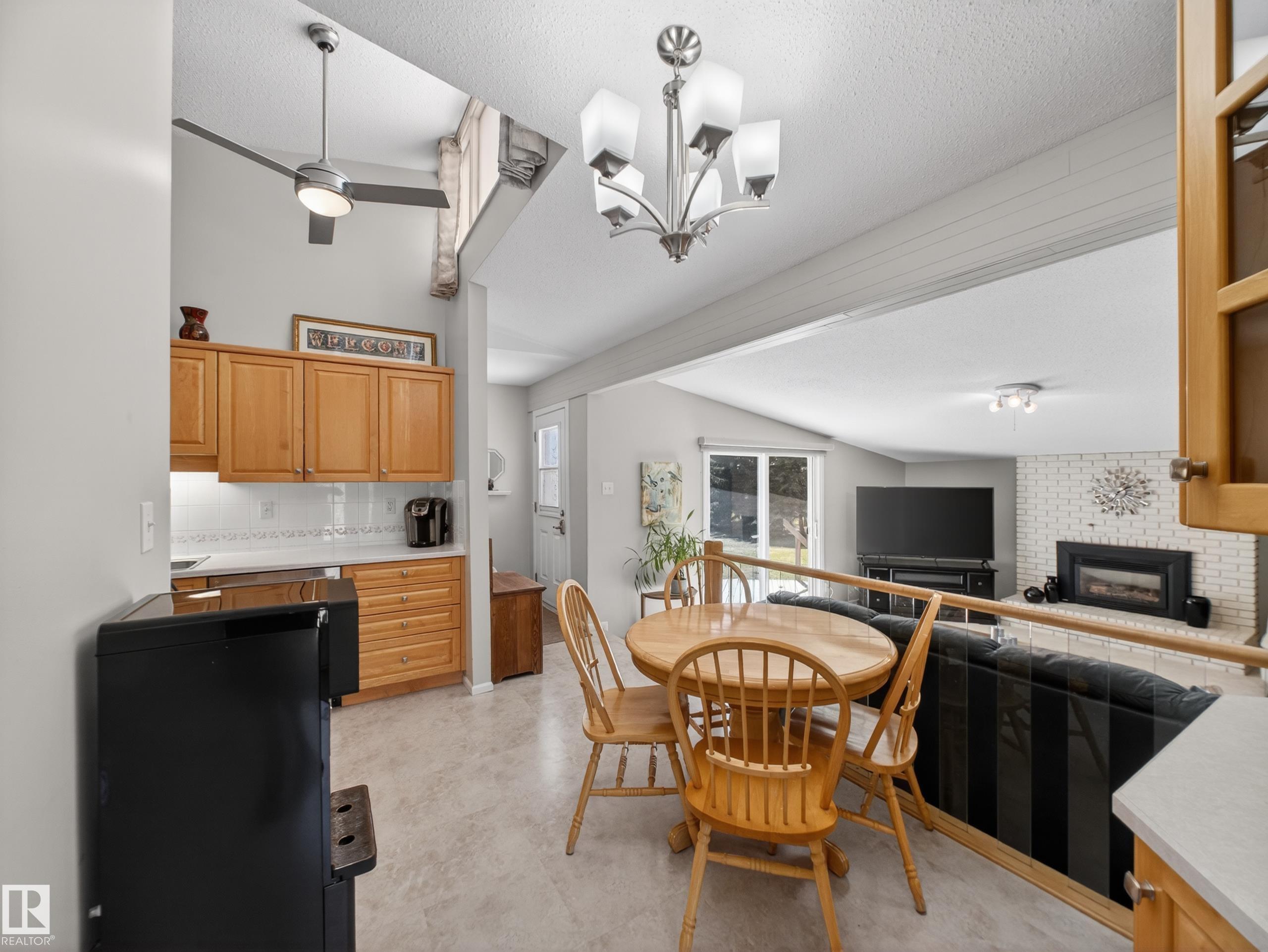 Photo 13 at 109 - 53279 Rge Road 225, Tidan Heights, Rural Strathcona County
