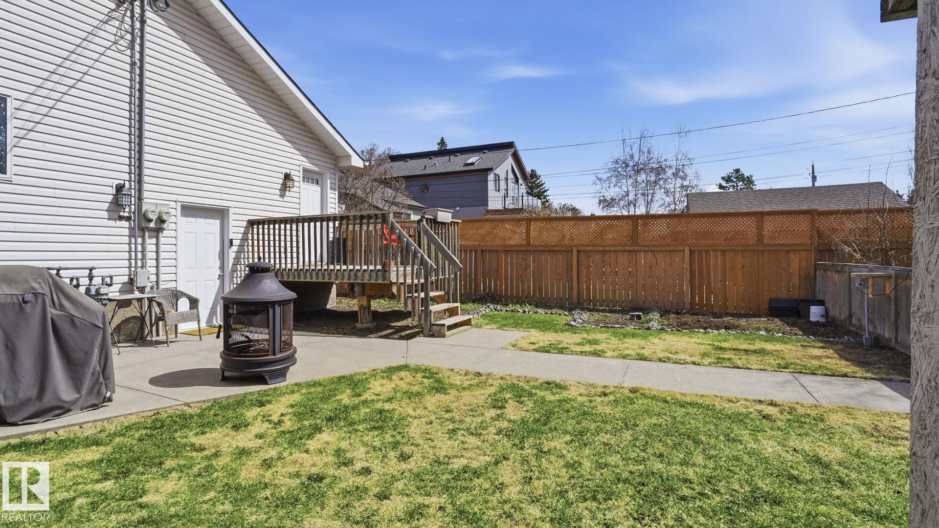 Photo 22 at 9745 71 Avenue NW, Hazeldean, Edmonton