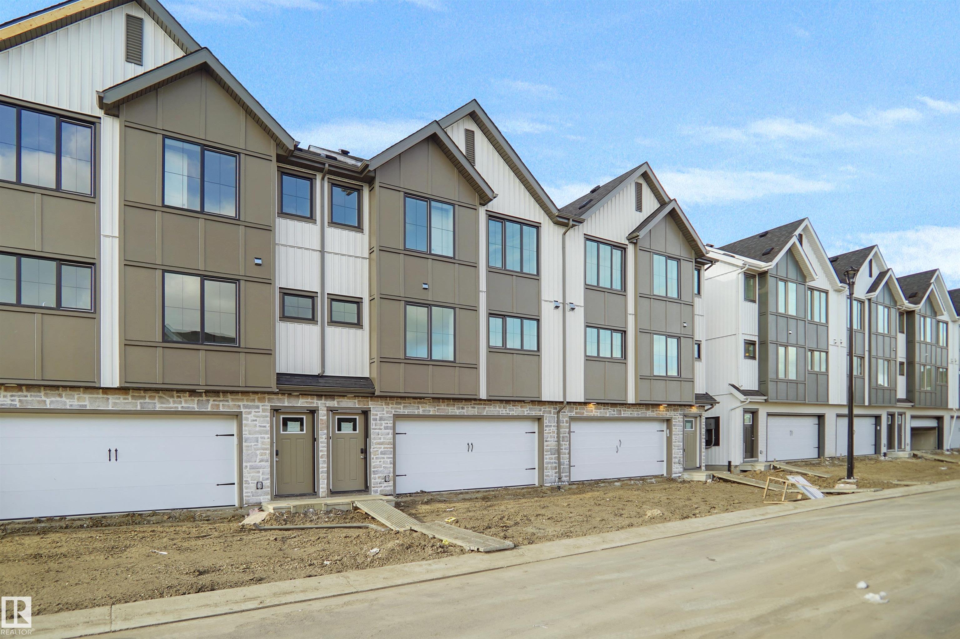 Picture for #66 17319 5 ST NE