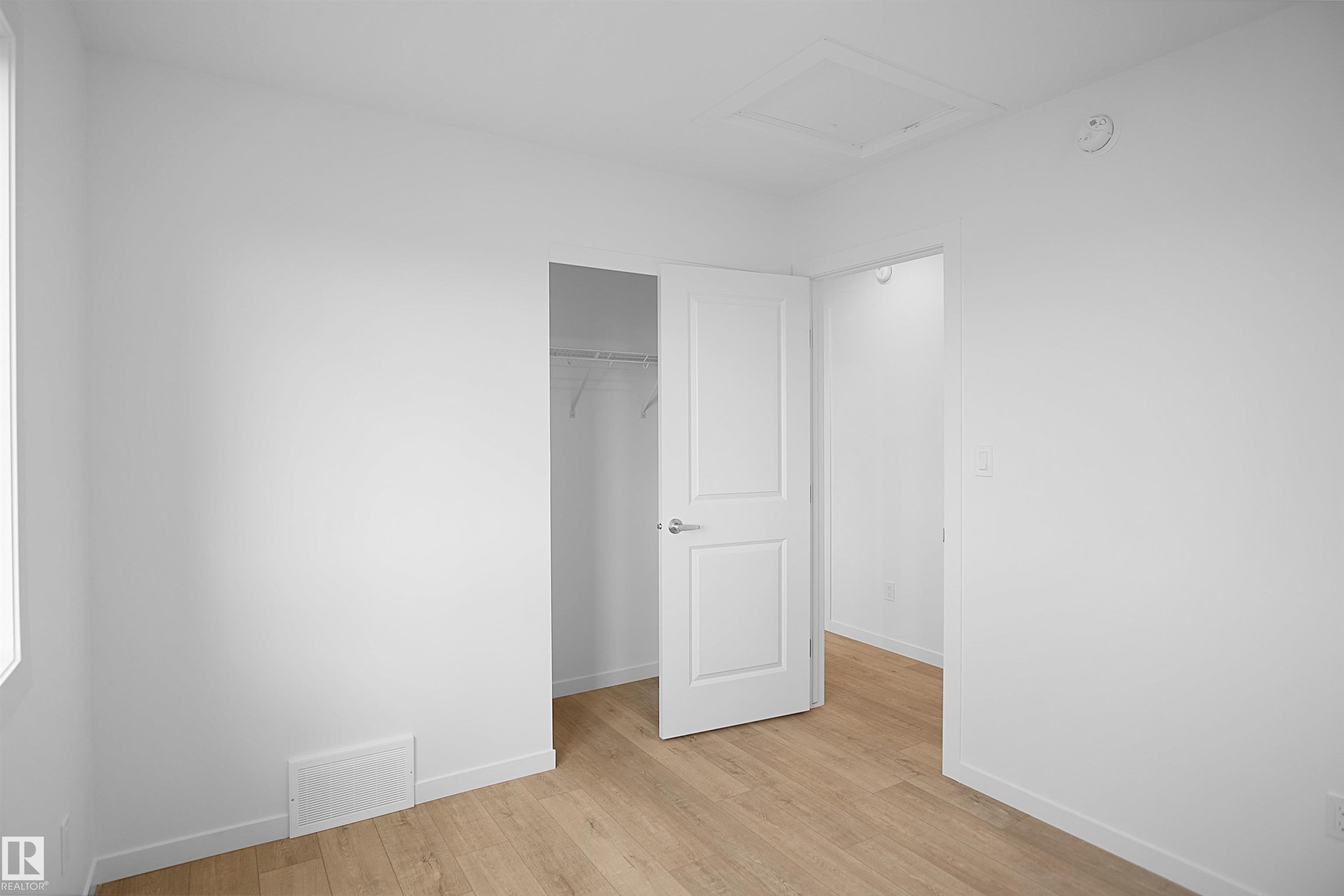 https://zimg.paragon.ice.com/ParagonImages/Property/PM/RAE/225398939/22/0/0/5dae0250618586b623203ecfe5401f54/1/ee4d66737a10b947eca79c19557a8f6b/225398939-3d3f2f17-553f-4087-b45a-6fecafc1debf.JPG