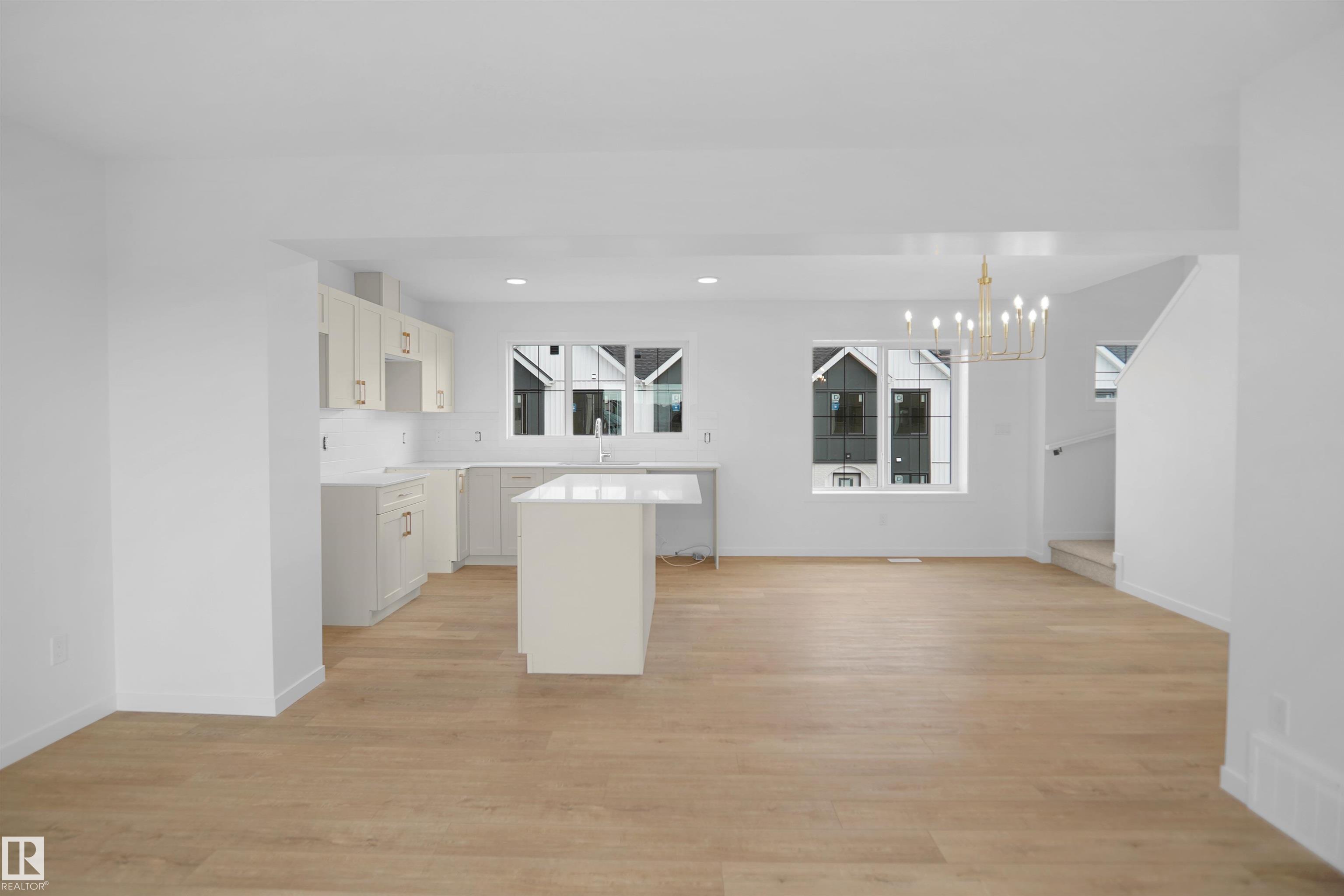 https://zimg.paragon.ice.com/ParagonImages/Property/PM/RAE/225398939/6/0/0/8e1f41b598a1b9a65c7a39935b167106/1/ee4d66737a10b947eca79c19557a8f6b/225398939-ff11b01c-15f7-4d1c-9217-83156692da0a.JPG