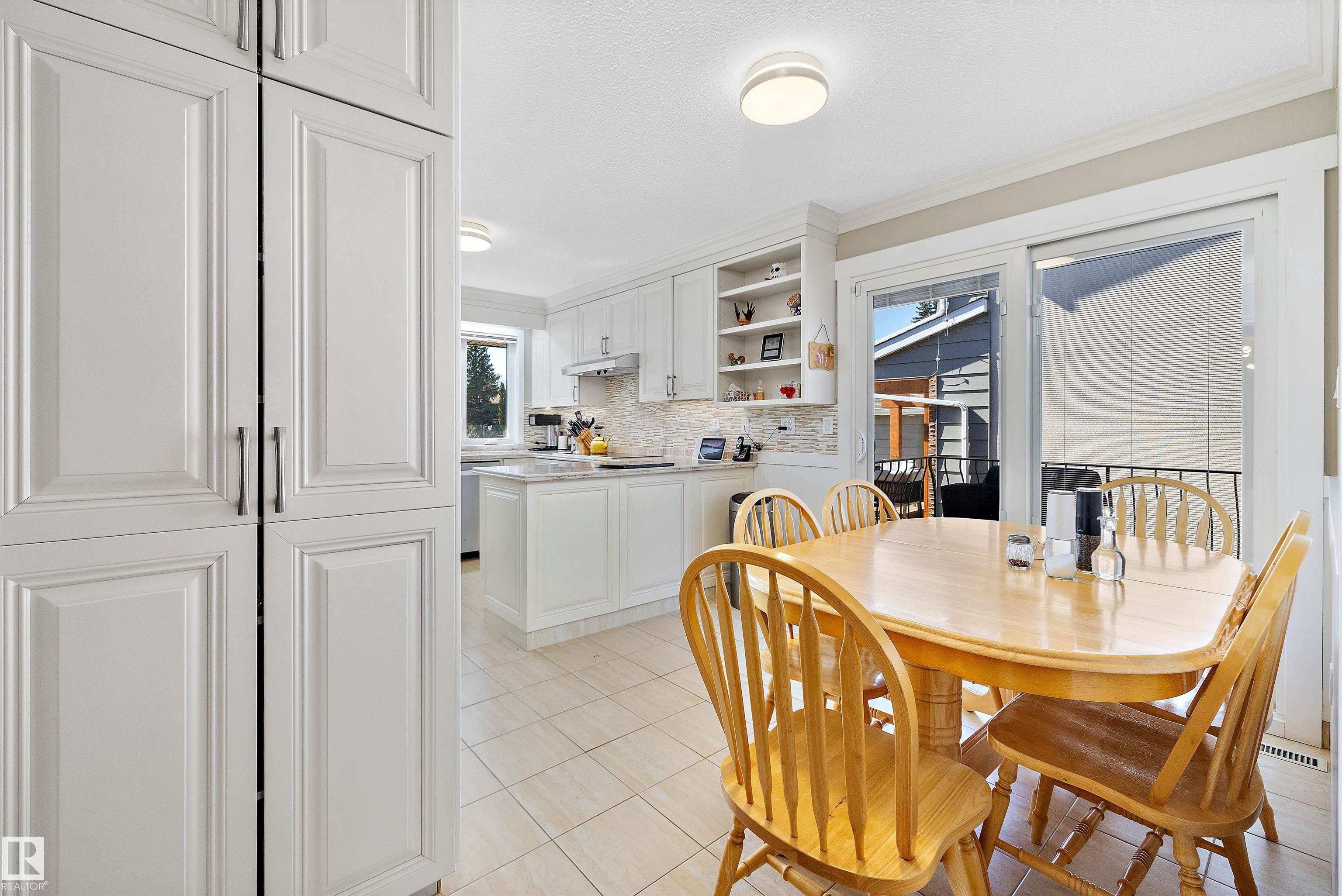 Photo 8 at 227 Westridge Road NW, Westridge, Edmonton