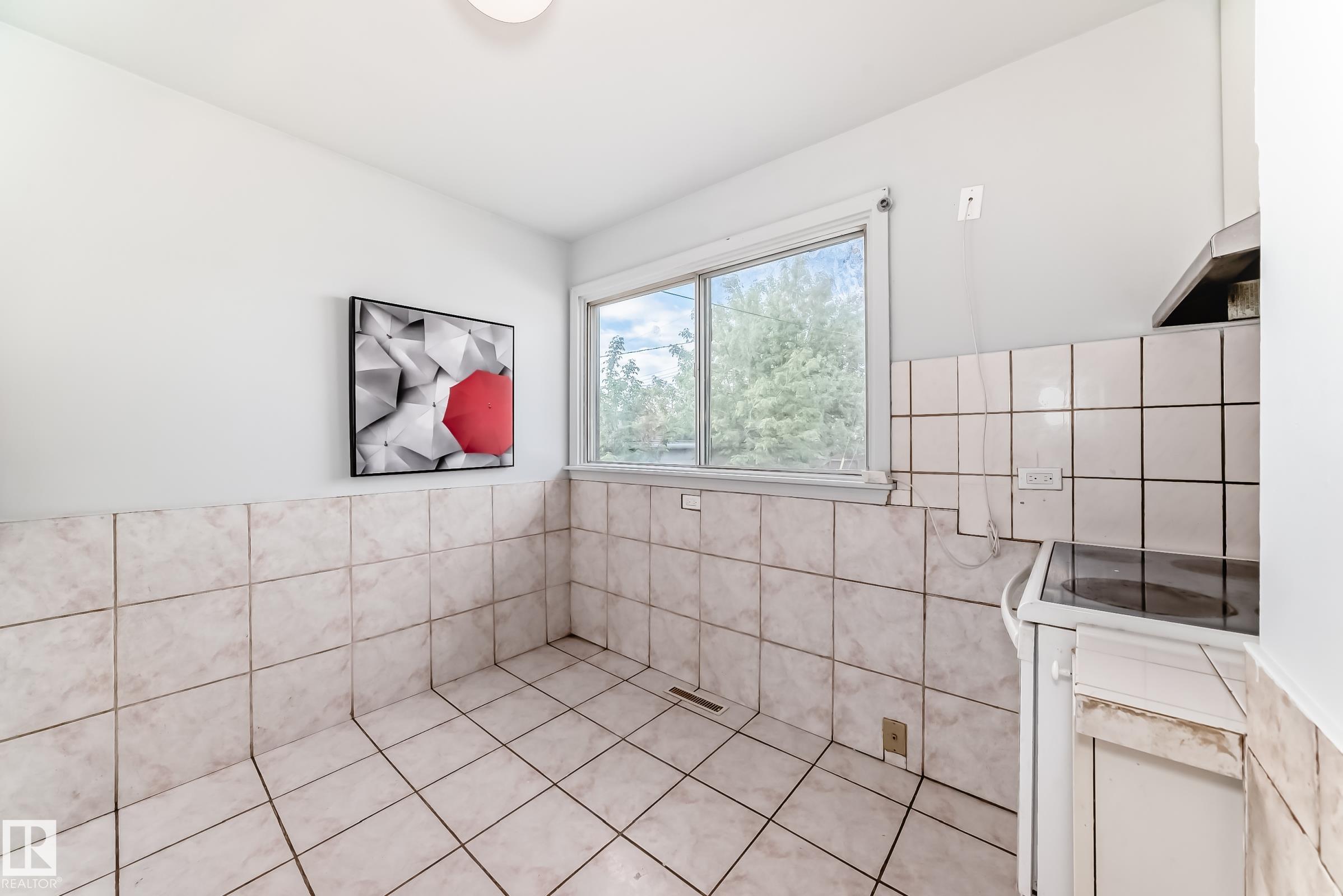 Photo 13 at 13003 Sherbrooke Avenue NW, Sherbrooke, Edmonton