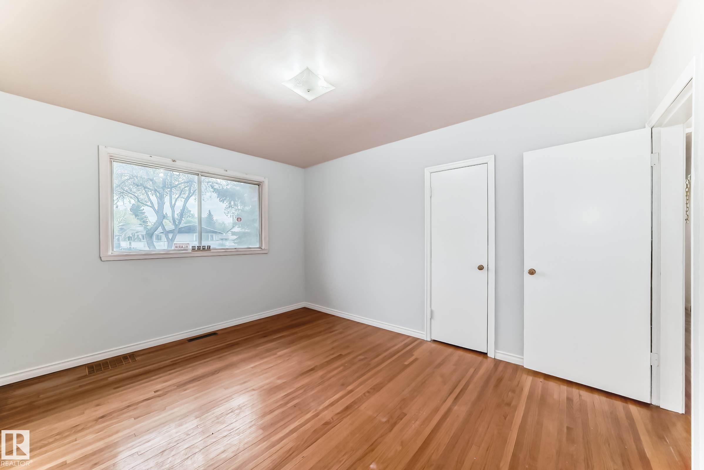 Photo 16 at 13003 Sherbrooke Avenue NW, Sherbrooke, Edmonton