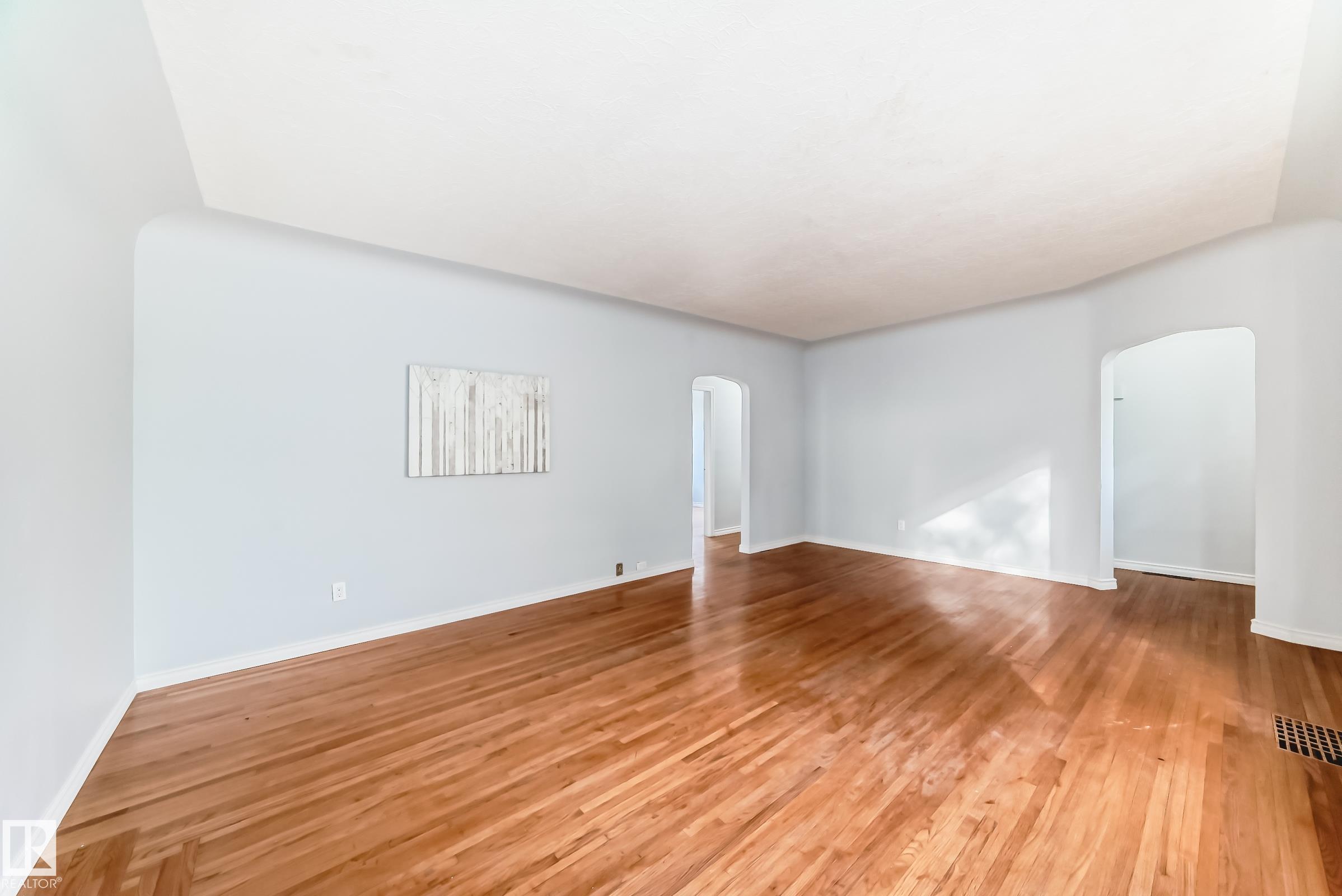 Photo 7 at 13003 Sherbrooke Avenue NW, Sherbrooke, Edmonton