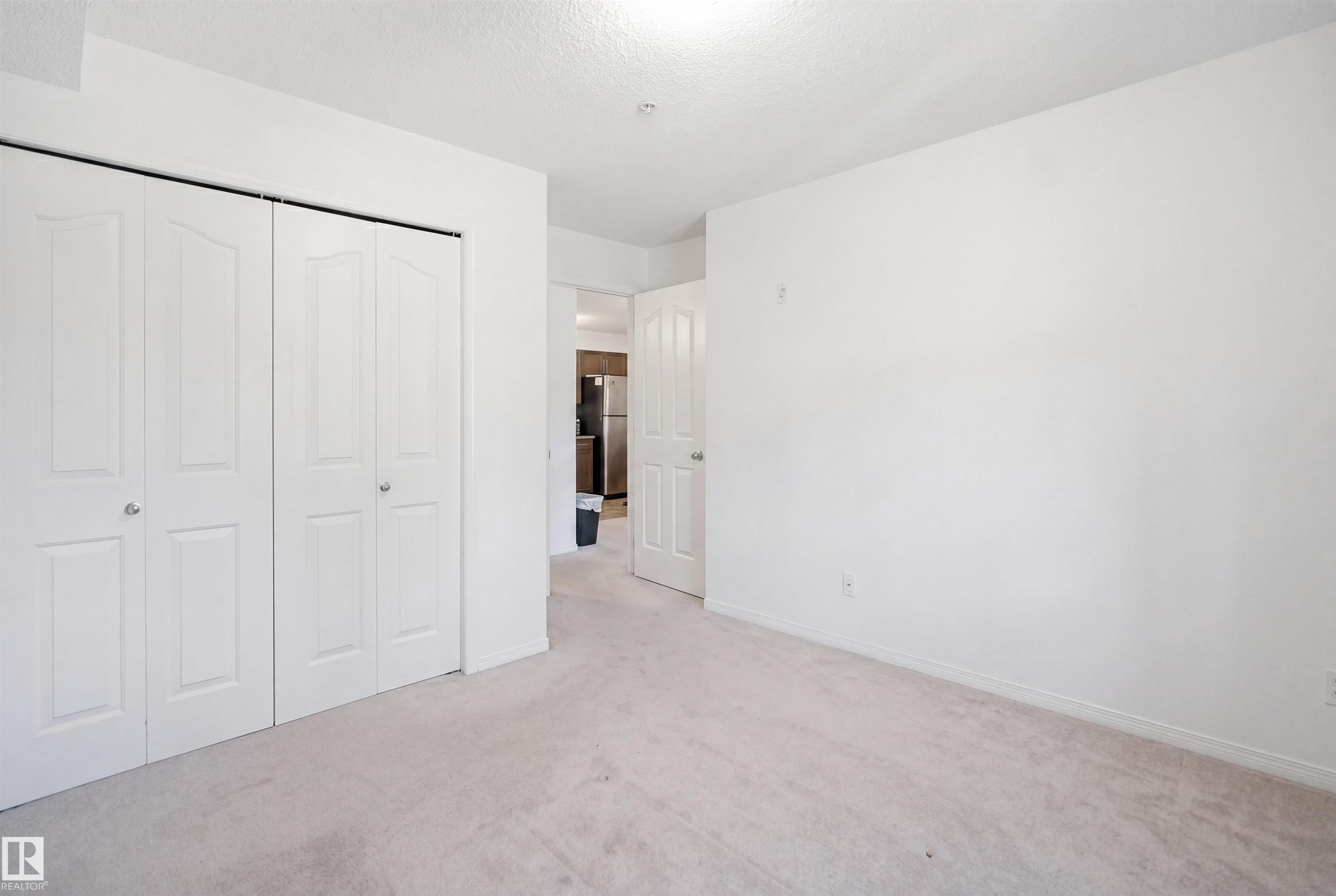 https://zimg.paragon.ice.com/ParagonImages/Property/PM/RAE/225398953/16/0/0/e2029e7c29a13f49c8c2b8618dca3d3e/1/36c015627cae61d7b671c74316b202fc/225398953-a439bd40-b49e-4cf1-8510-bc60c70b7c32.JPG