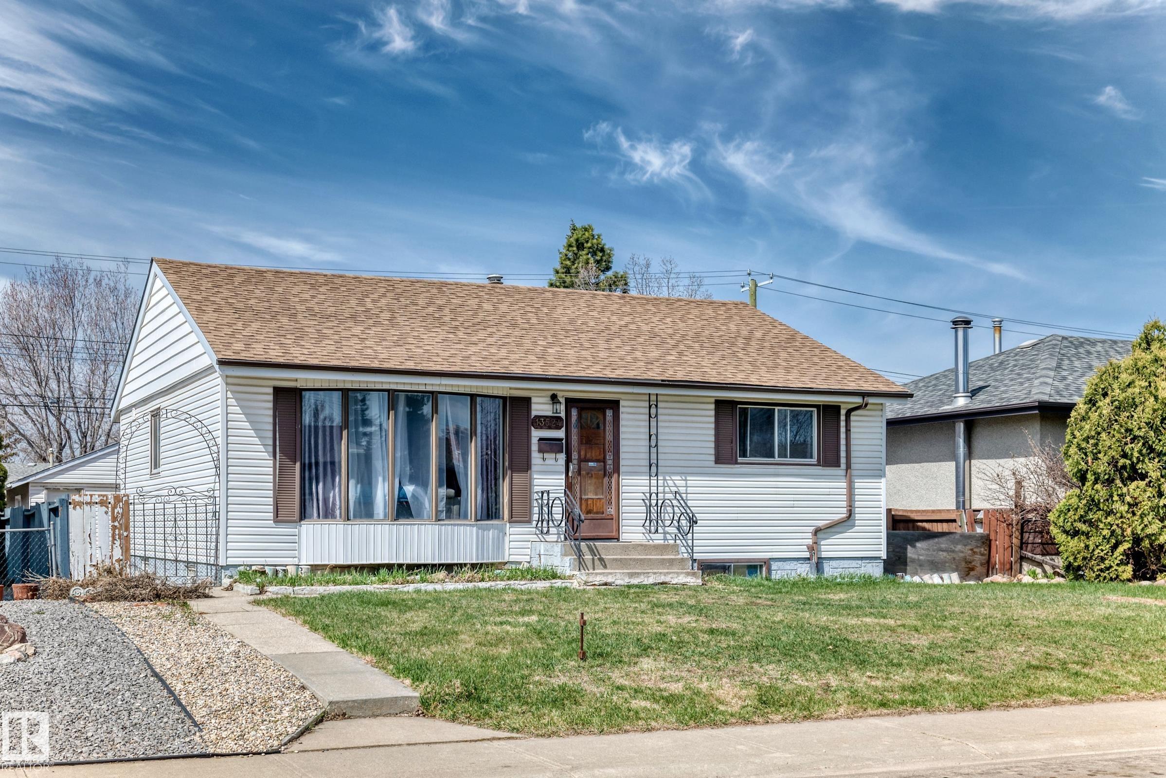 13524 123a Street NW, Kensington, Edmonton