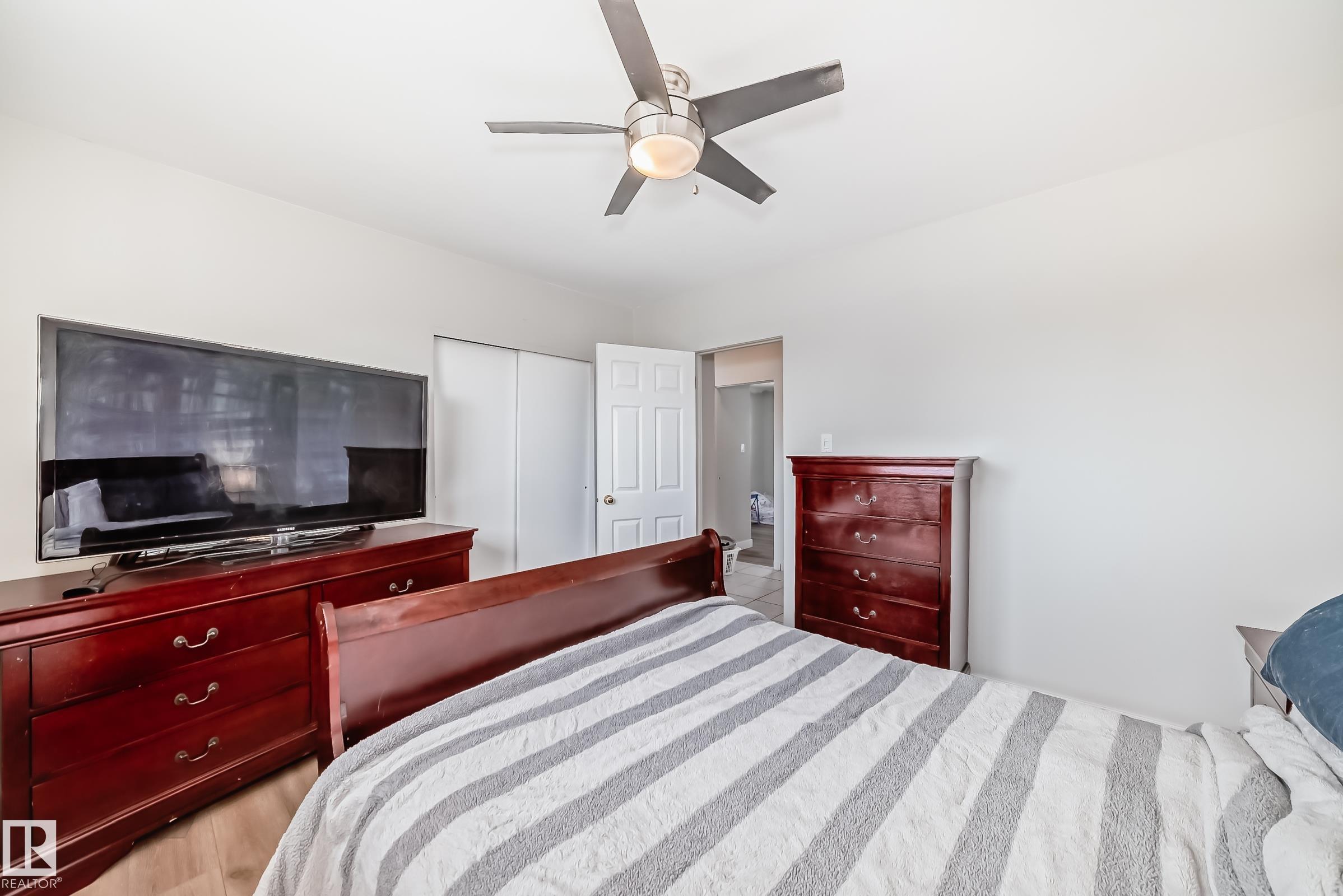 Photo 18 at 13524 123a Street NW, Kensington, Edmonton