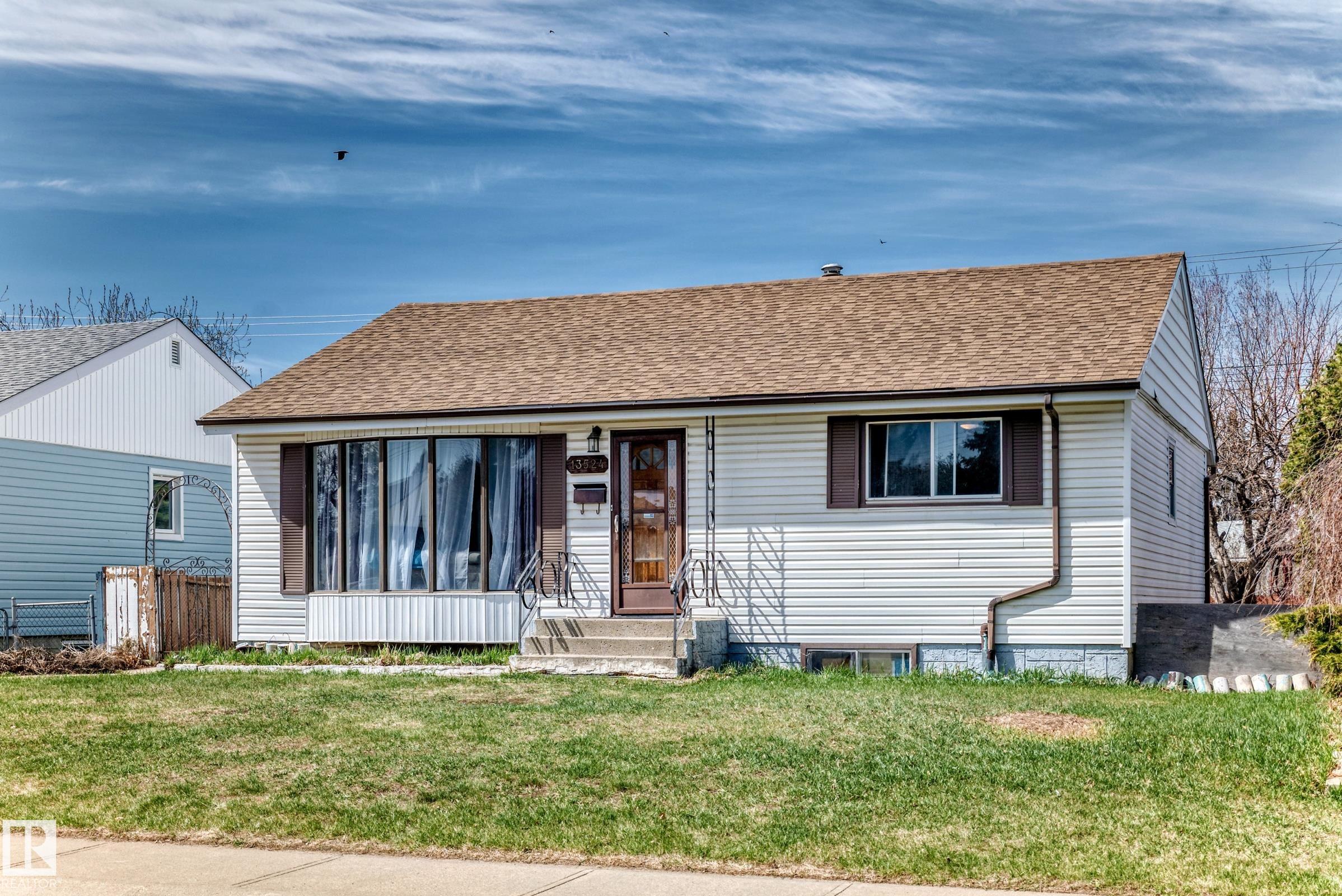 13524 123a Street NW, Kensington, Edmonton