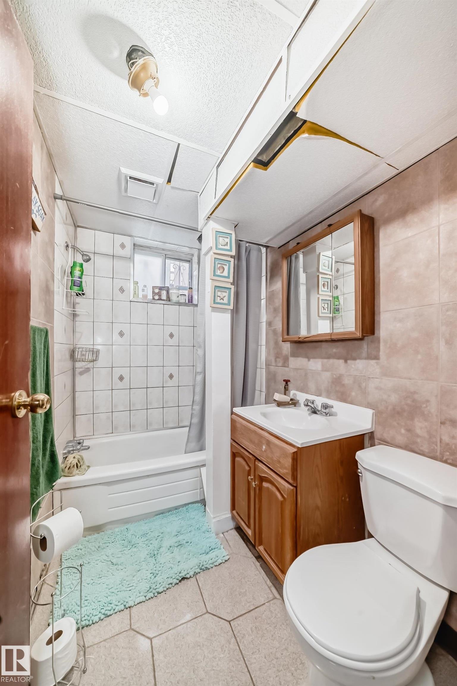 Photo 36 at 13524 123a Street NW, Kensington, Edmonton