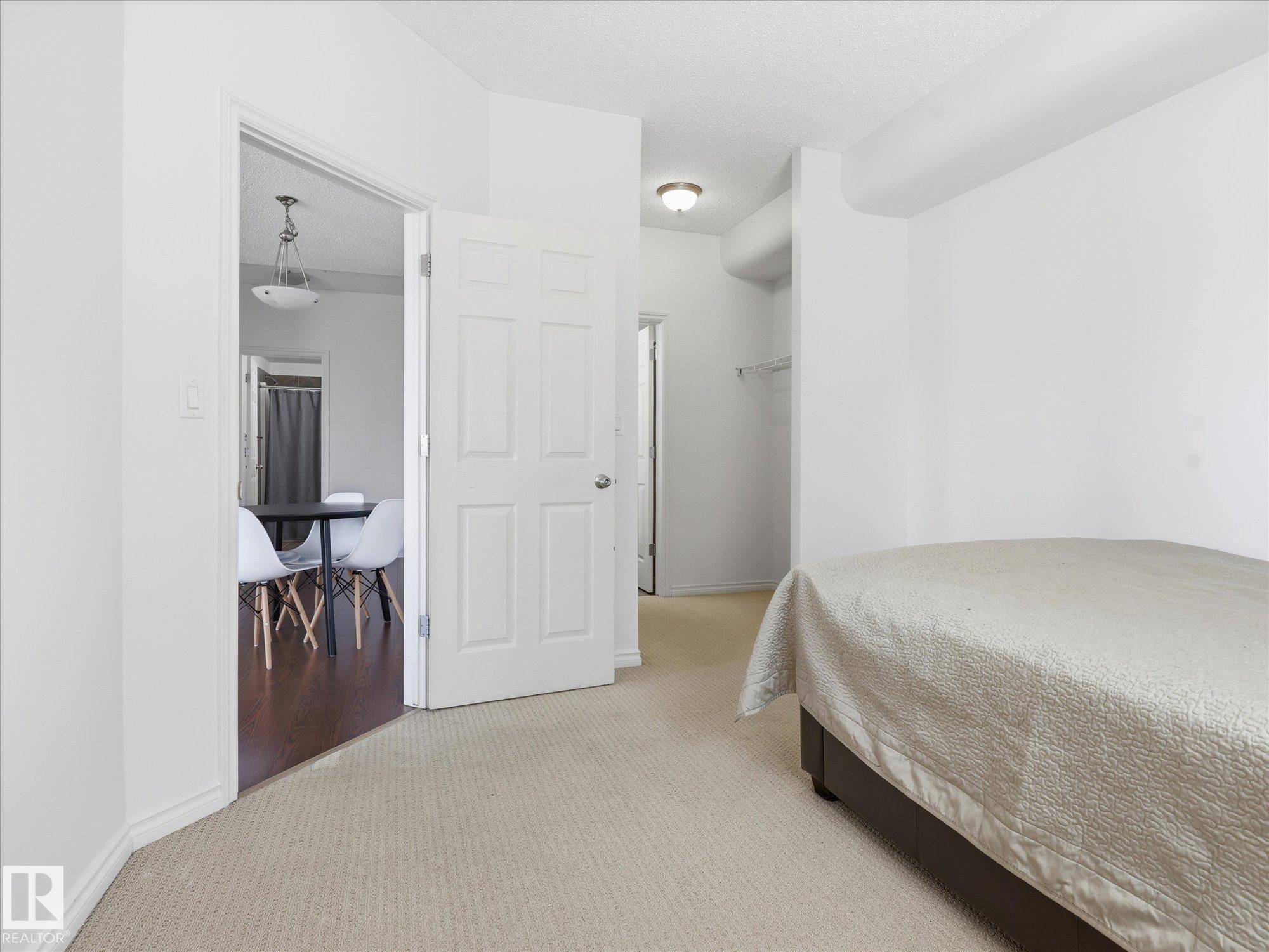 https://zimg.paragon.ice.com/ParagonImages/Property/PM/RAE/225398962/18/0/0/6ab4dd8be0c6af435d858f7f84c9161e/1/26975b3ebeb2e9eb8e845bac7b80d187/225398962-0fe39694-099b-4c46-96a0-c8033c495037.JPG