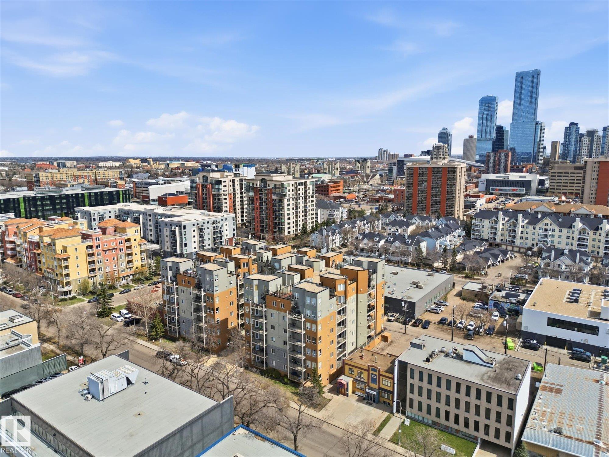 https://zimg.paragon.ice.com/ParagonImages/Property/PM/RAE/225398962/25/0/0/afca52ea27f4c6013d8dcdf0ca61b816/1/26975b3ebeb2e9eb8e845bac7b80d187/225398962-28934ff5-6dce-4ff5-bdff-cd58965cd6e6.JPG