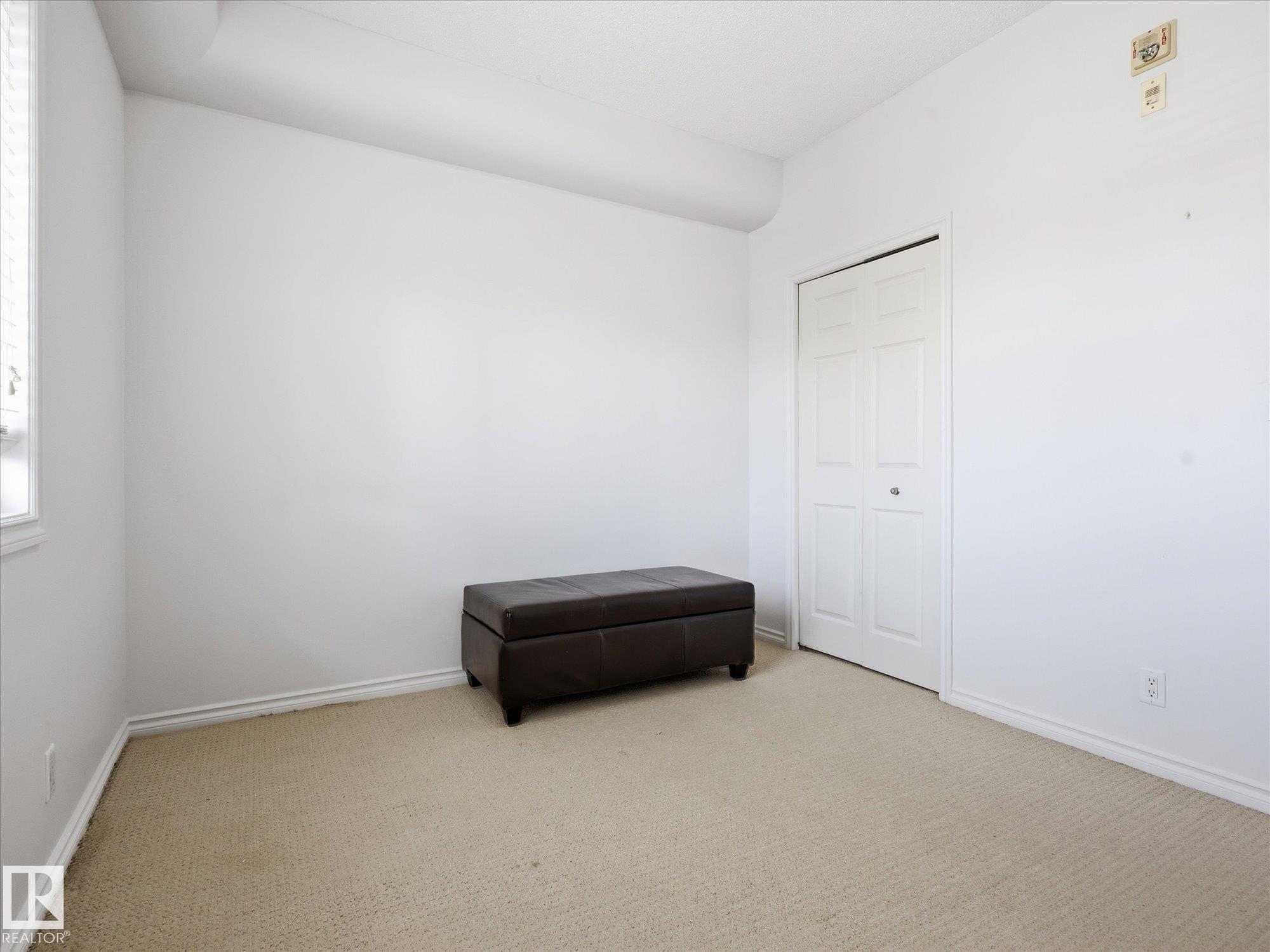 https://zimg.paragon.ice.com/ParagonImages/Property/PM/RAE/225398962/8/0/0/954a80f7083727b1425abaa5ff83af23/1/26975b3ebeb2e9eb8e845bac7b80d187/225398962-7644305f-709c-40c6-a6b5-cf6ec4b35fd7.JPG