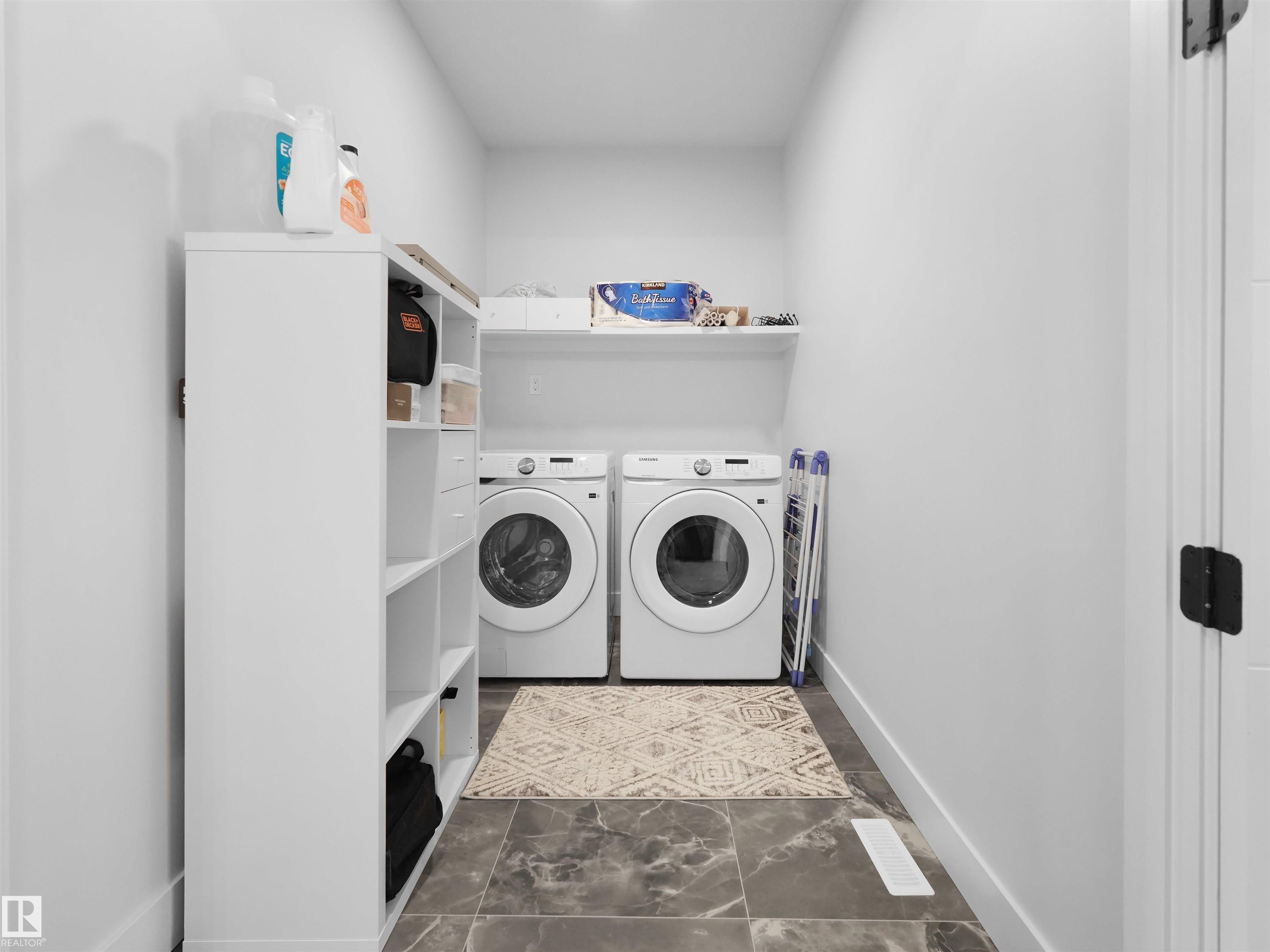 https://zimg.paragon.ice.com/ParagonImages/Property/PM/RAE/225398963/41/0/0/f9ce57680611e39a3234f7e64564dca4/1/c7f023362c64b59ba2a5b0cf1b9c69dd/225398963-f9c9bfff-2d43-4ebb-8419-af3ce92f53d1.JPG