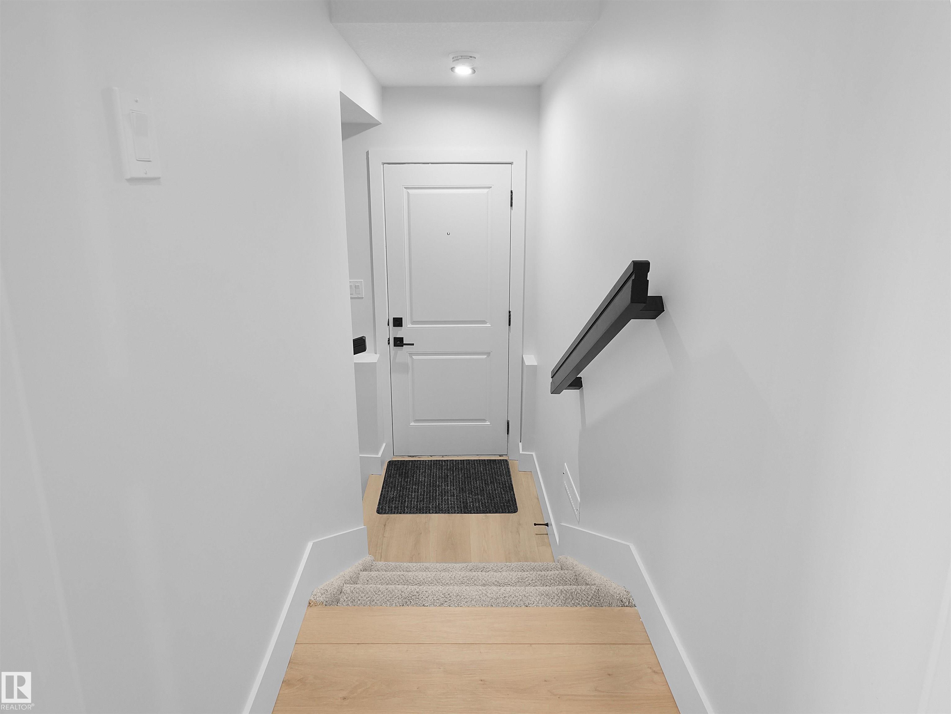 https://zimg.paragon.ice.com/ParagonImages/Property/PM/RAE/225398963/52/0/0/b37d6134525d3b05a0ae04f9bc7516b0/1/c7f023362c64b59ba2a5b0cf1b9c69dd/225398963-1c7a1858-c404-423e-a6e0-7cf36261c28b.JPG