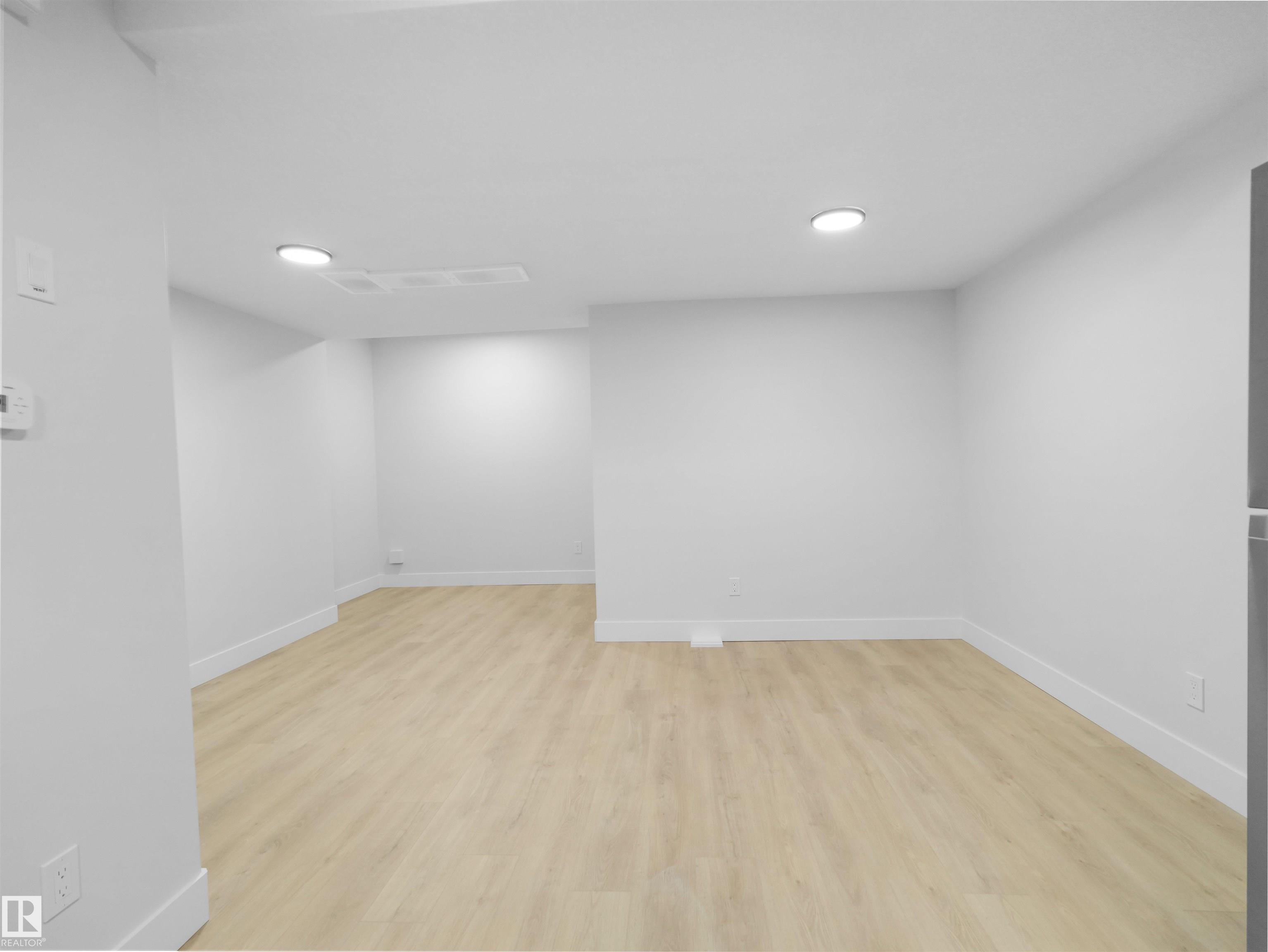 https://zimg.paragon.ice.com/ParagonImages/Property/PM/RAE/225398963/58/0/0/cf39f3f6d9046d8949a22d63f58548b3/1/c7f023362c64b59ba2a5b0cf1b9c69dd/225398963-99c00f9d-6e5c-40be-bba1-71880429049c.JPG