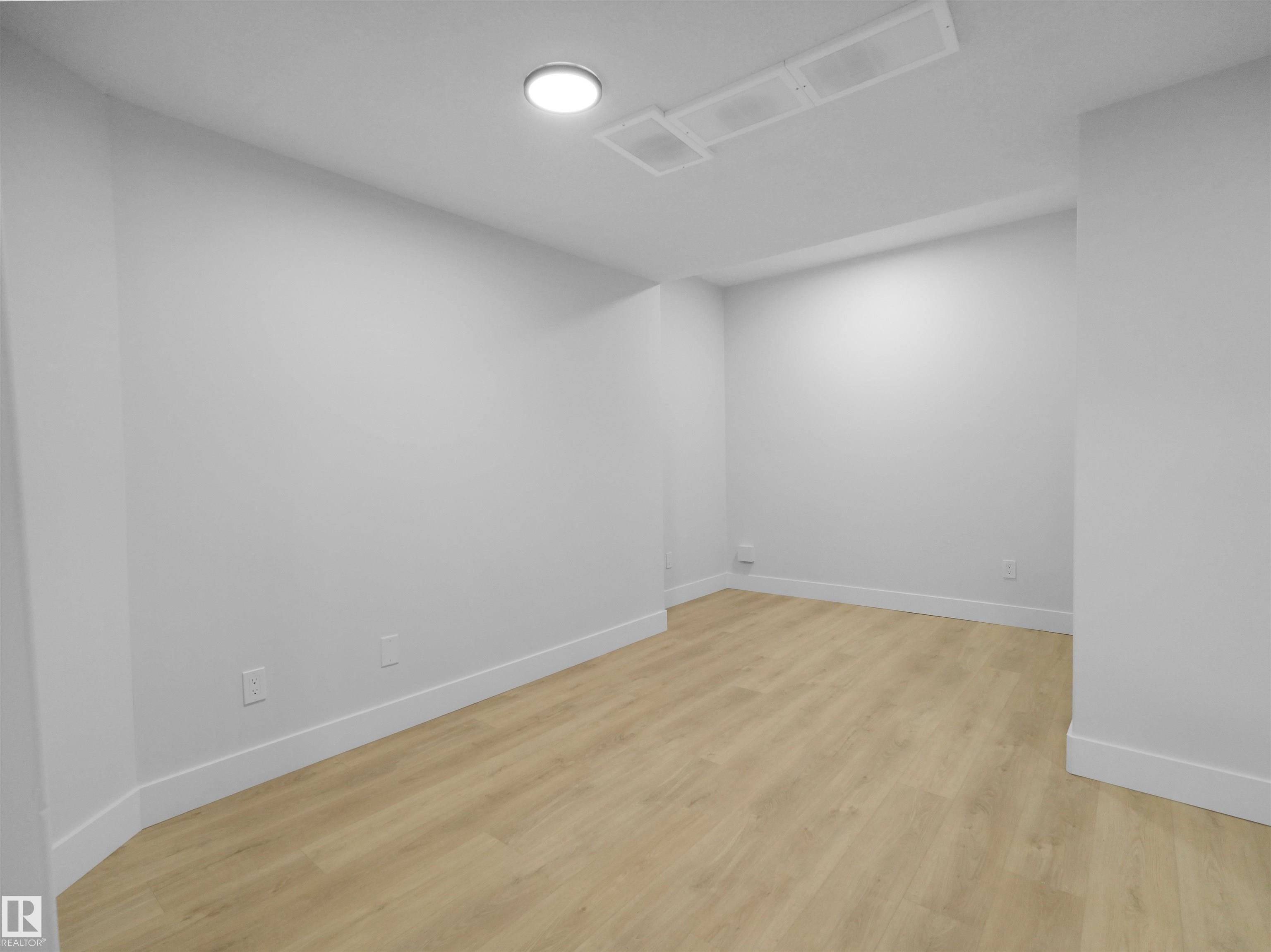 https://zimg.paragon.ice.com/ParagonImages/Property/PM/RAE/225398963/59/0/0/584c09d3539c9a56b896b688b7d73be6/1/c7f023362c64b59ba2a5b0cf1b9c69dd/225398963-8286982e-a5af-4688-b8b4-62882983bda0.JPG