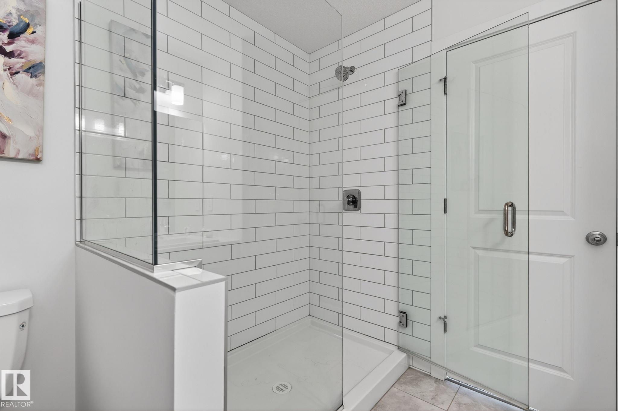 https://zimg.paragon.ice.com/ParagonImages/Property/PM/RAE/225398974/21/0/0/9efd46b9486fdcd15cb930406c55571a/1/ace3a6e0d1c08b55c67143f52c76482f/225398974-b85d1a2a-c886-4384-a082-86b2a0389a35.JPG