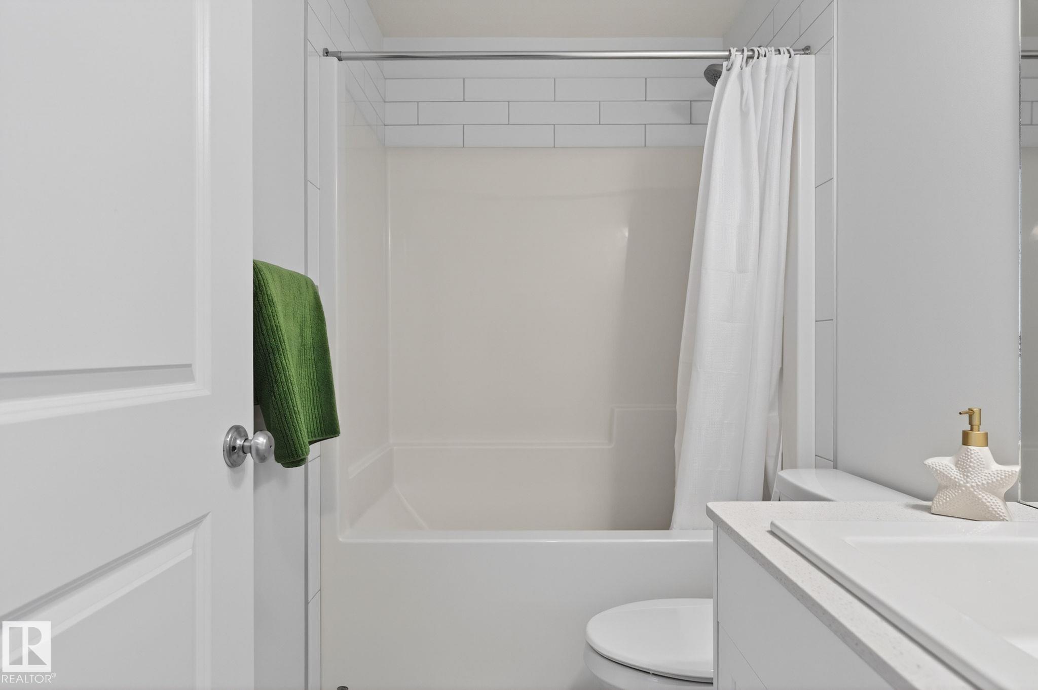 https://zimg.paragon.ice.com/ParagonImages/Property/PM/RAE/225398974/27/0/0/e8954b4c18eac6d0f1384eaf2330e12c/1/ace3a6e0d1c08b55c67143f52c76482f/225398974-aba8b0ed-dbe9-4b2b-8943-7f892d812313.JPG