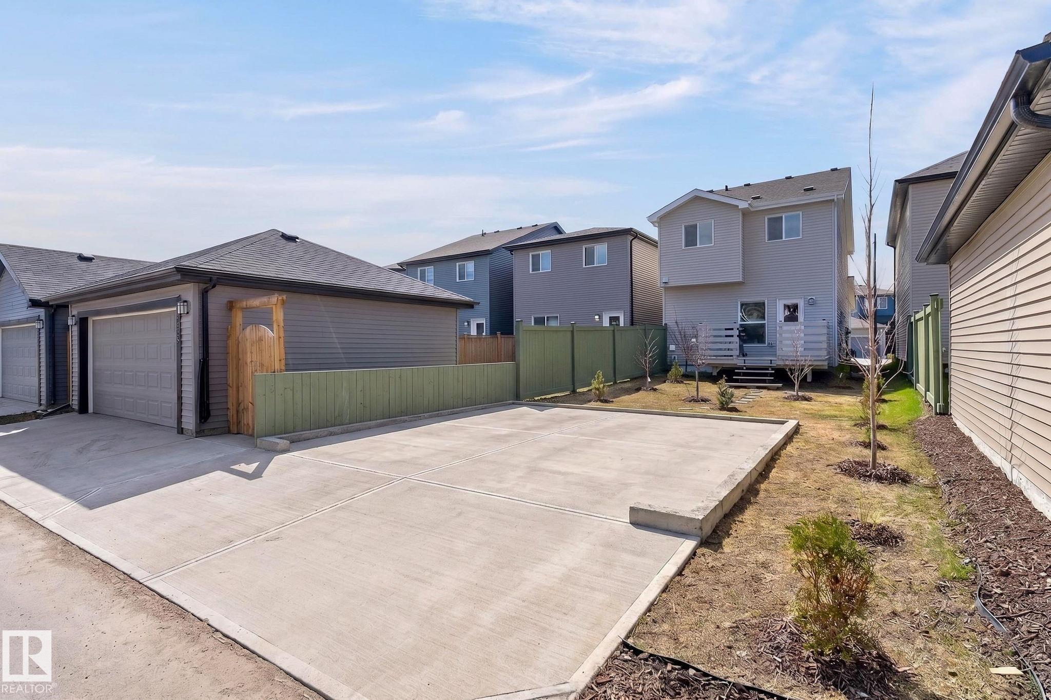 https://zimg.paragon.ice.com/ParagonImages/Property/PM/RAE/225398974/37/0/0/2a83fab34dda1f9428ab4b2cdfb6d305/1/ace3a6e0d1c08b55c67143f52c76482f/225398974-40570285-ee66-41eb-b779-83a35743f93c.JPG