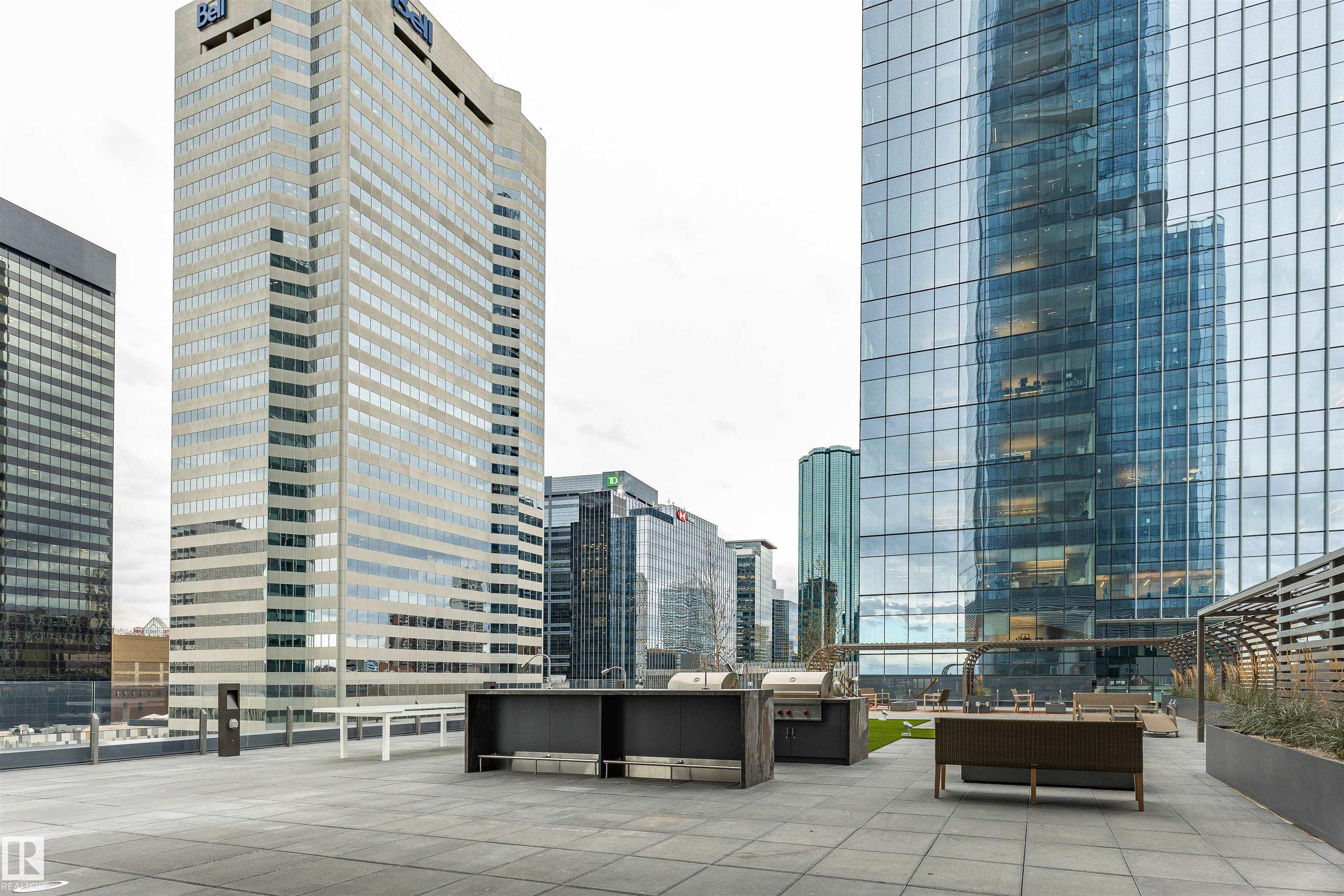 https://zimg.paragon.ice.com/ParagonImages/Property/PM/RAE/225398982/36/0/0/8cc6378a65a64b4c4d239e1c5128a841/1/f599355f5e082be067b4ebc2b4b502b8/225398982-a0c3d9e4-7db7-4a49-905a-63883ff42cdc.JPG