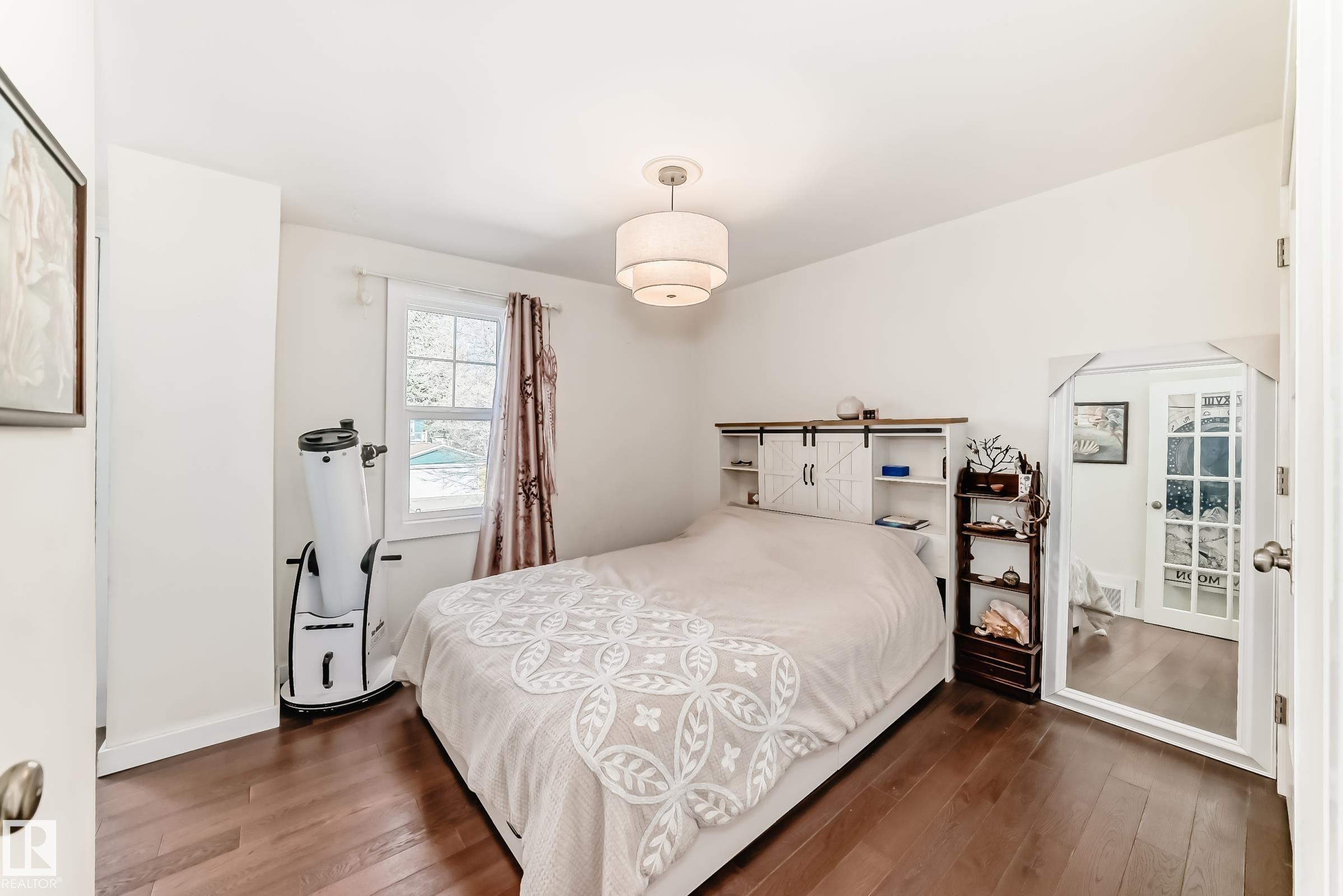 https://zimg.paragon.ice.com/ParagonImages/Property/PM/RAE/225398990/25/0/0/79b979966bd0a39a91fbc6831fd8e872/1/9f60fb73f4cc4db5bb422d87d43035e9/225398990-459ea5a0-7133-4931-90b2-22f778dda443.JPG