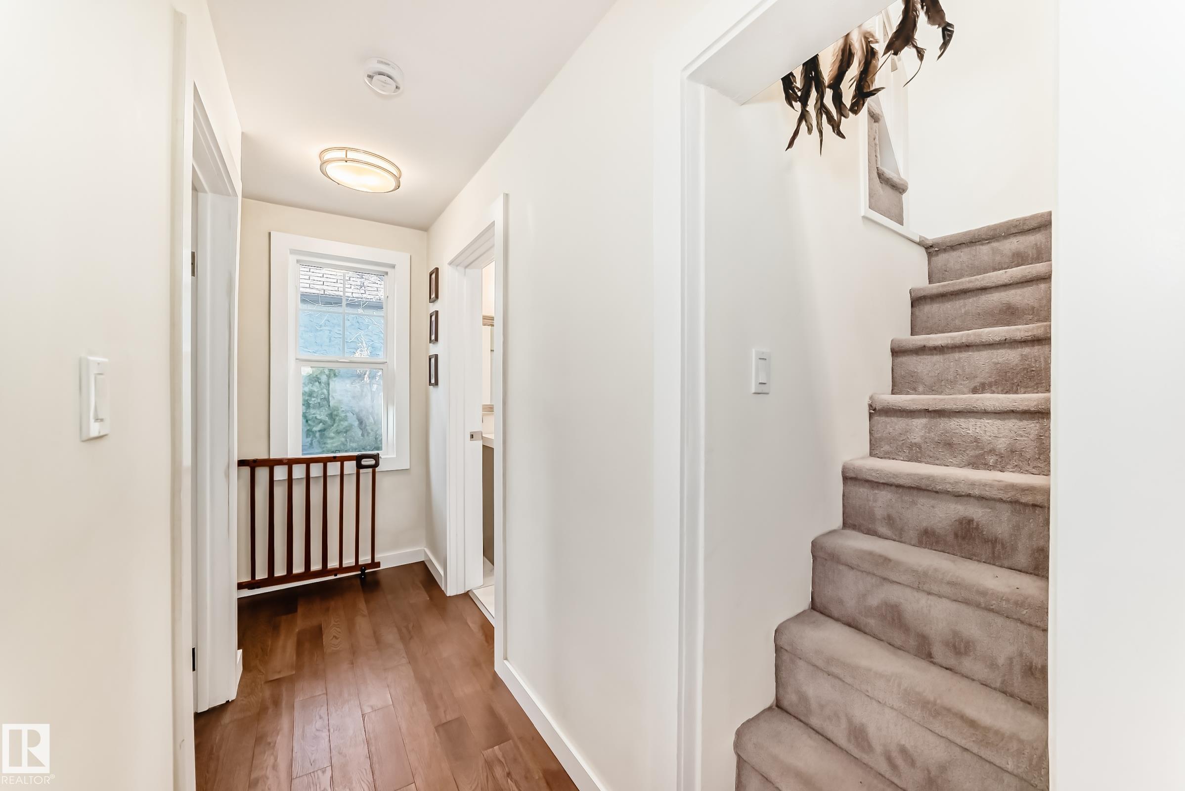 https://zimg.paragon.ice.com/ParagonImages/Property/PM/RAE/225398990/31/0/0/f0cb9eba025423dd60a561fbcd73474e/1/9f60fb73f4cc4db5bb422d87d43035e9/225398990-5077ae91-81c2-4477-a234-abba9255a742.JPG