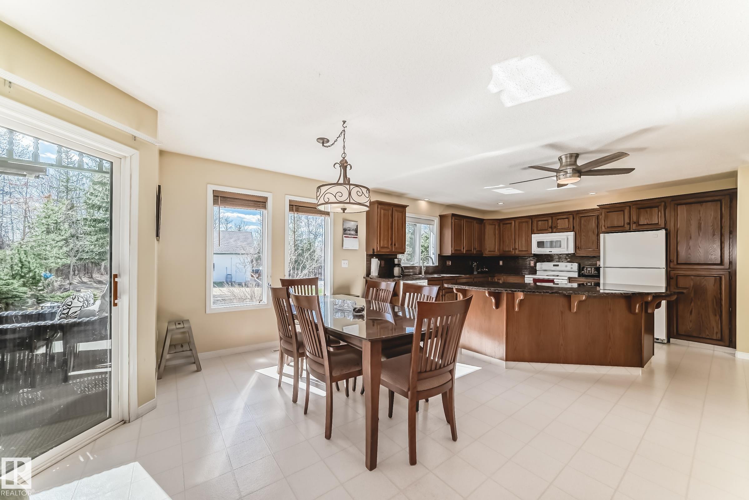 Photo 15 at 7 - 52245 Rge Road 225, Huntington Hills Estates, Rural Strathcona County