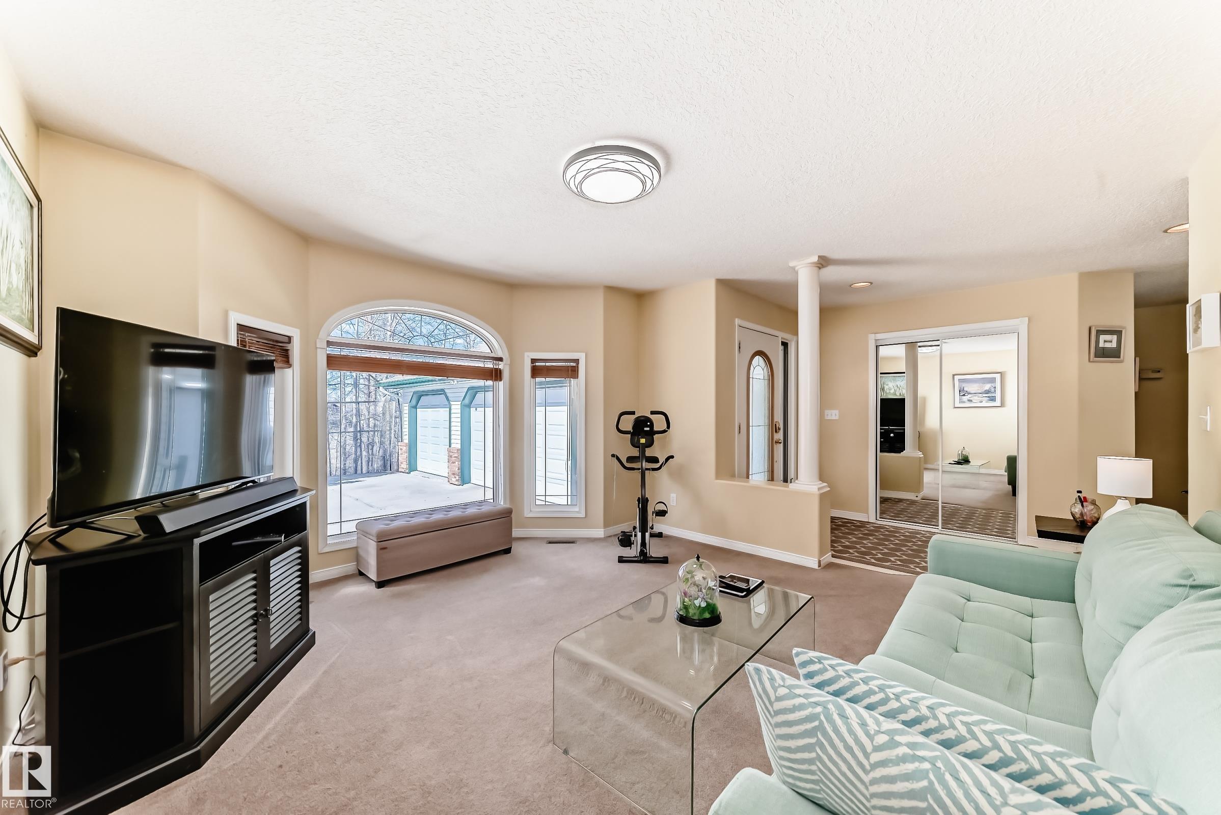 Photo 6 at 7 - 52245 Rge Road 225, Huntington Hills Estates, Rural Strathcona County