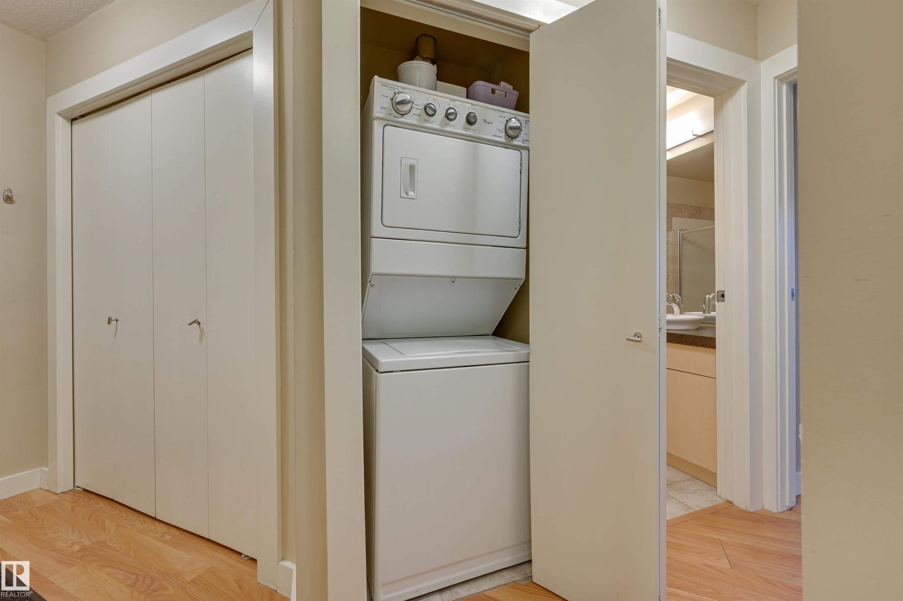 https://zimg.paragon.ice.com/ParagonImages/Property/PM/RAE/225399002/22/0/0/9c84f87e39fc0b2f22e6b3af92c6856a/1/c1deb7da2415a4f7349301f08b9a7e0f/225399002-52ce271b-681e-4de5-b460-3244a842bcde.JPG
