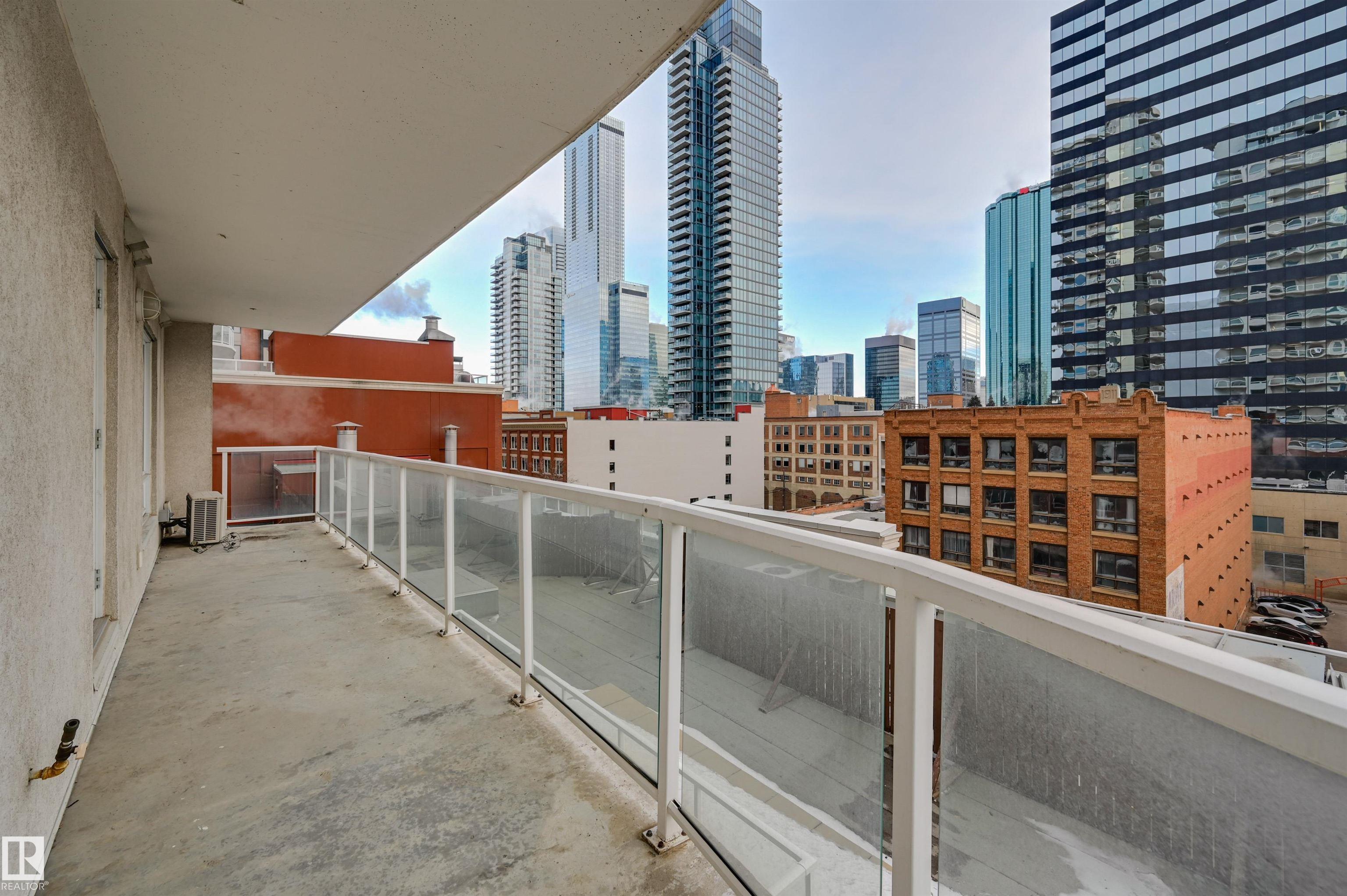 https://zimg.paragon.ice.com/ParagonImages/Property/PM/RAE/225399002/23/0/0/40673e01429fdd7feaad49316bbefb61/1/c1deb7da2415a4f7349301f08b9a7e0f/225399002-56deaeb6-35f7-4a60-b4b0-622932140a16.JPG