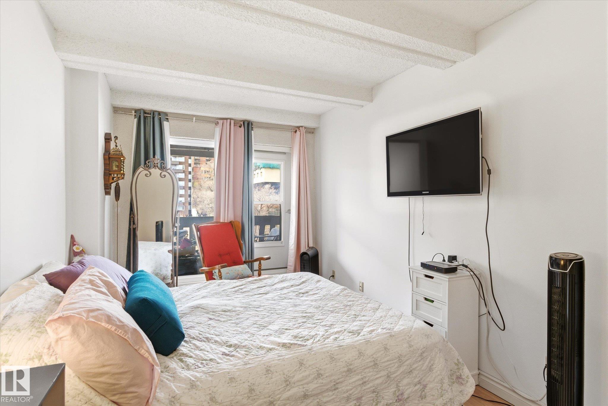Photo 12 at 811 - 9918 101 Street NW, Downtown, Edmonton