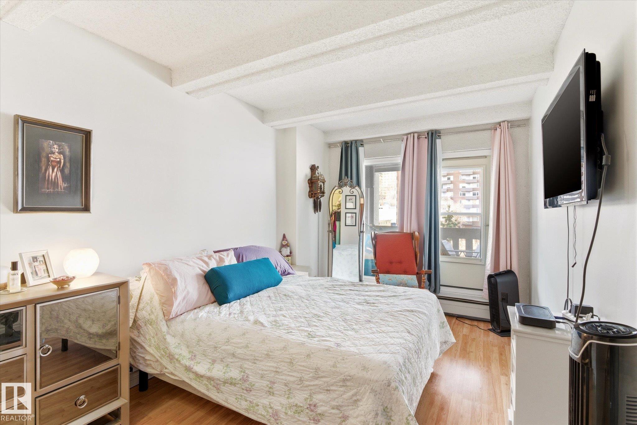 Photo 13 at 811 - 9918 101 Street NW, Downtown, Edmonton