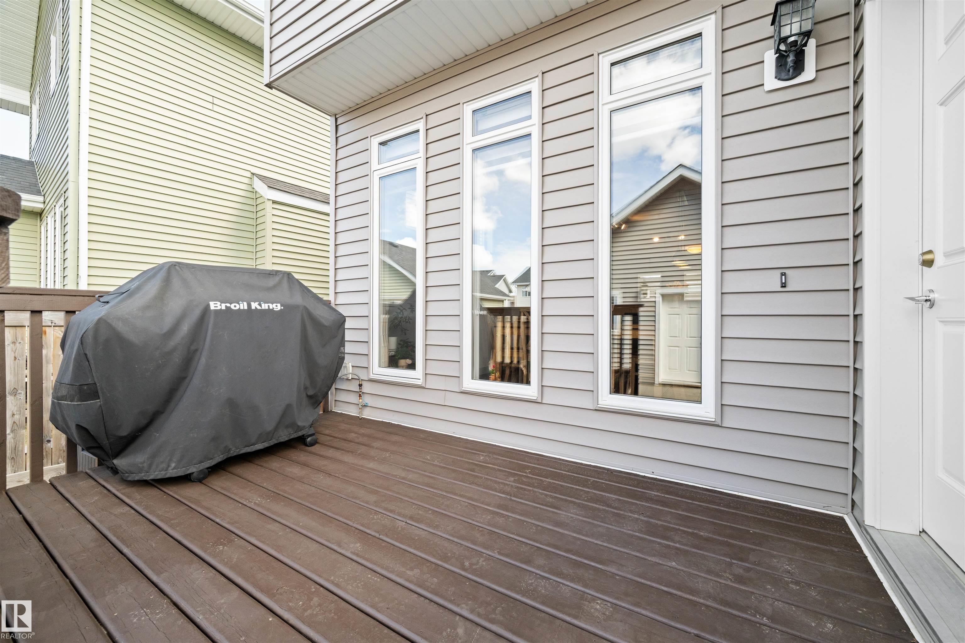 https://zimg.paragon.ice.com/ParagonImages/Property/PM/RAE/225399012/29/0/0/bae576f054223d1d76fa9e0078d4cadd/1/eb0244e05a62a9655f4f6909377ac693/225399012-327e58d9-ea30-4745-8541-2990326d950f.JPG