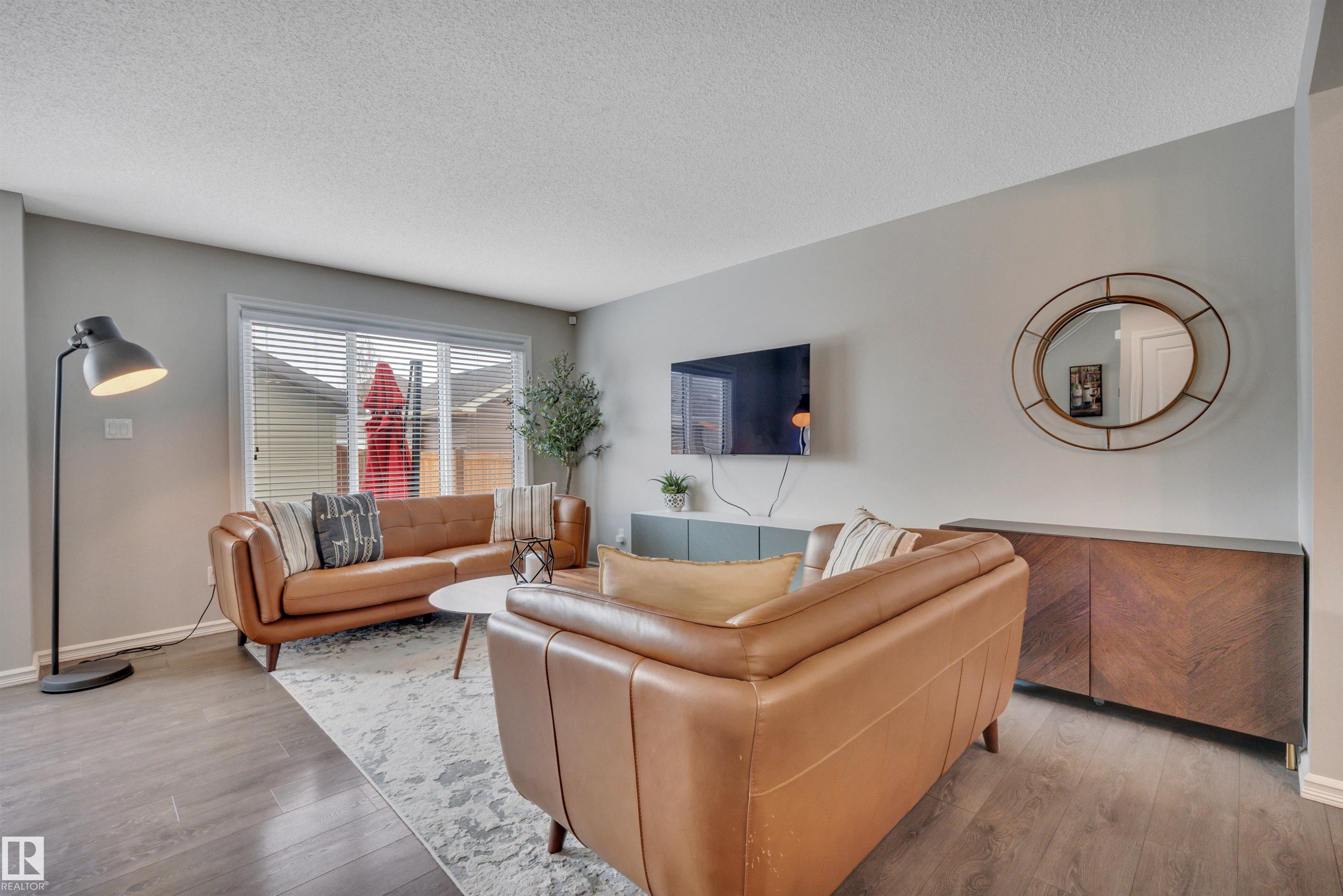 Photo 11 at 22220 88 Avenue NW, Rosenthal, Edmonton