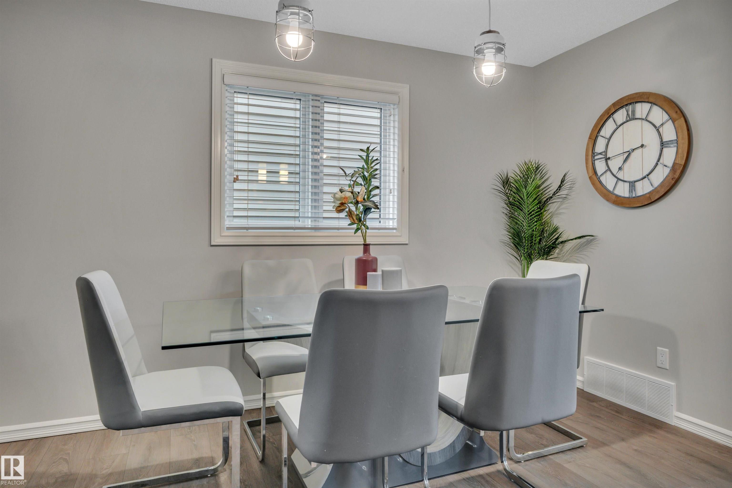 https://zimg.paragon.ice.com/ParagonImages/Property/PM/RAE/225399017/13/0/0/bbf0dd92d56b1821a7bcff2b0920499b/1/7c4d8a857325213461529ecfe6a2a51f/225399017-9350C907-EE97-4AF2-9AAD-0975FF6DAECF.JPG