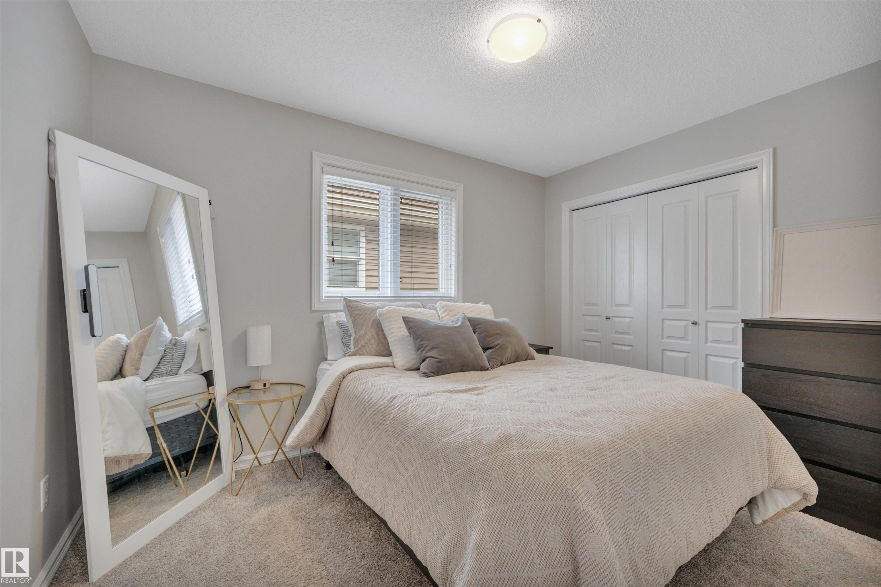 https://zimg.paragon.ice.com/ParagonImages/Property/PM/RAE/225399017/23/0/0/983bc6c75bcca6ed4ebc604dd4060978/1/7c4d8a857325213461529ecfe6a2a51f/225399017-B6B07719-1E9C-4A81-8735-22F774561A67.JPG