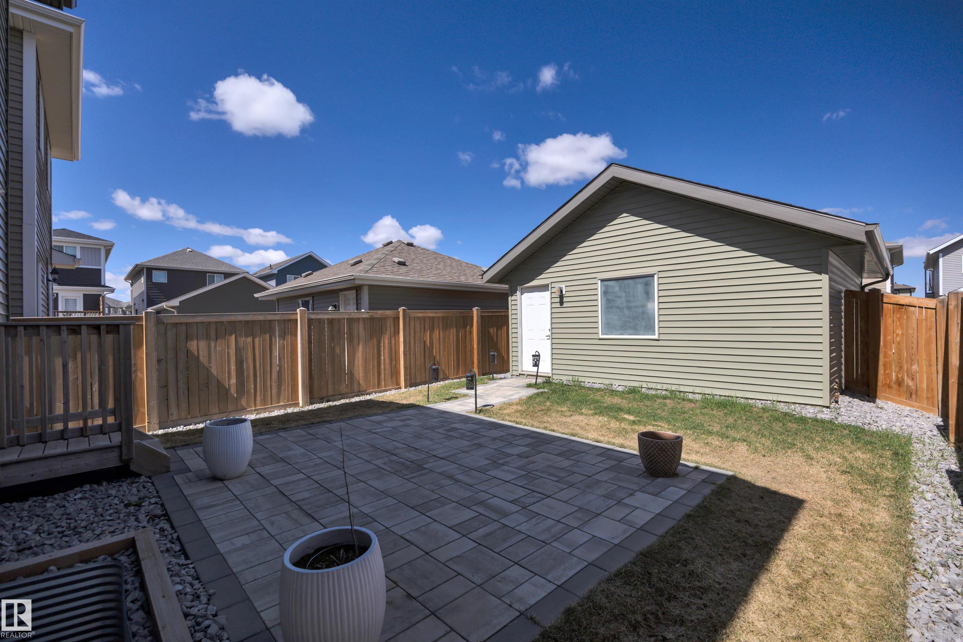 https://zimg.paragon.ice.com/ParagonImages/Property/PM/RAE/225399017/36/0/0/072cd9c7205299b5ee71de62cfe04a11/1/7c4d8a857325213461529ecfe6a2a51f/225399017-2a3f201f-8f84-4abb-92f7-7268f610d528.JPG